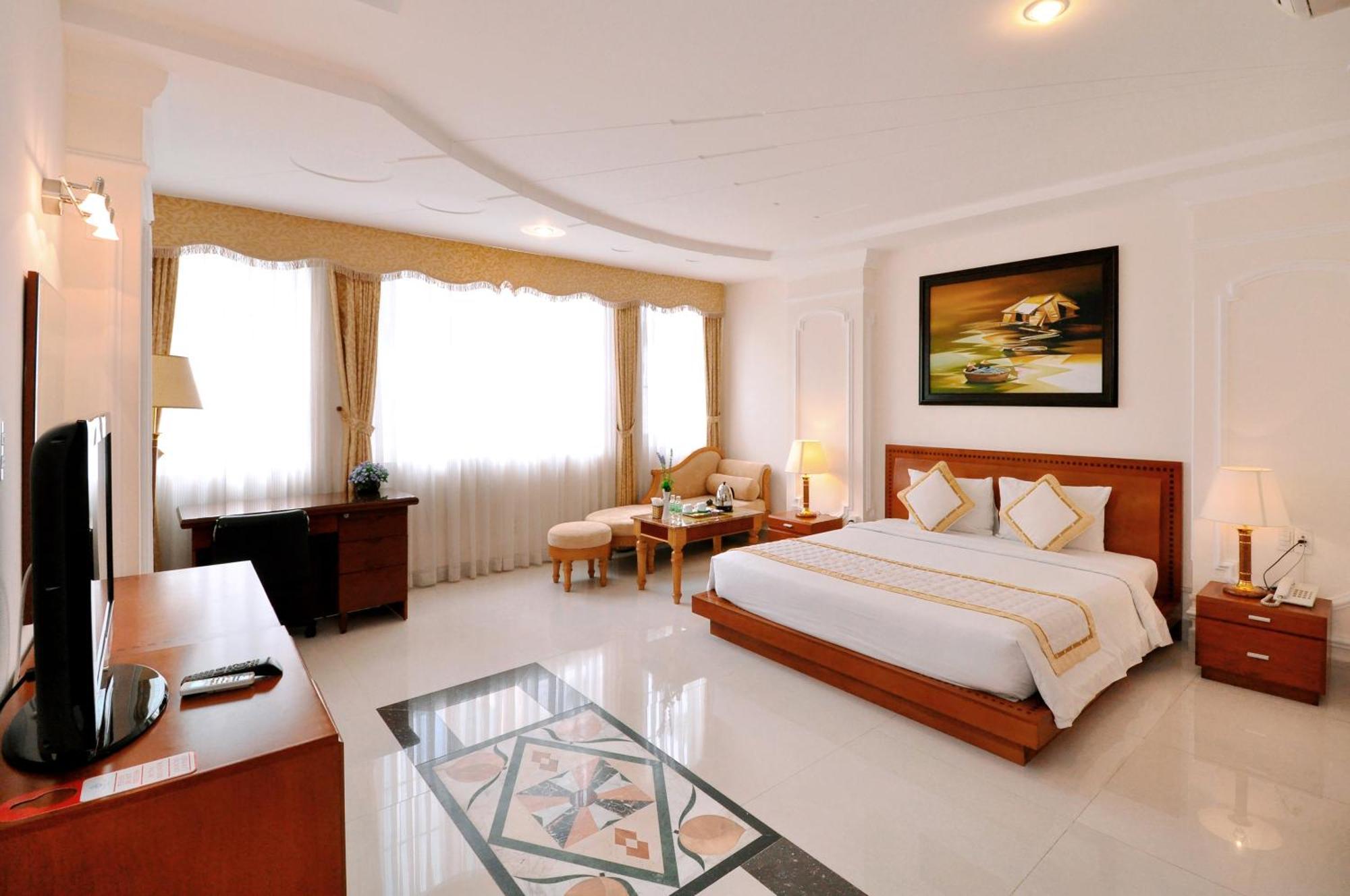 Tan Hoang Long 2*