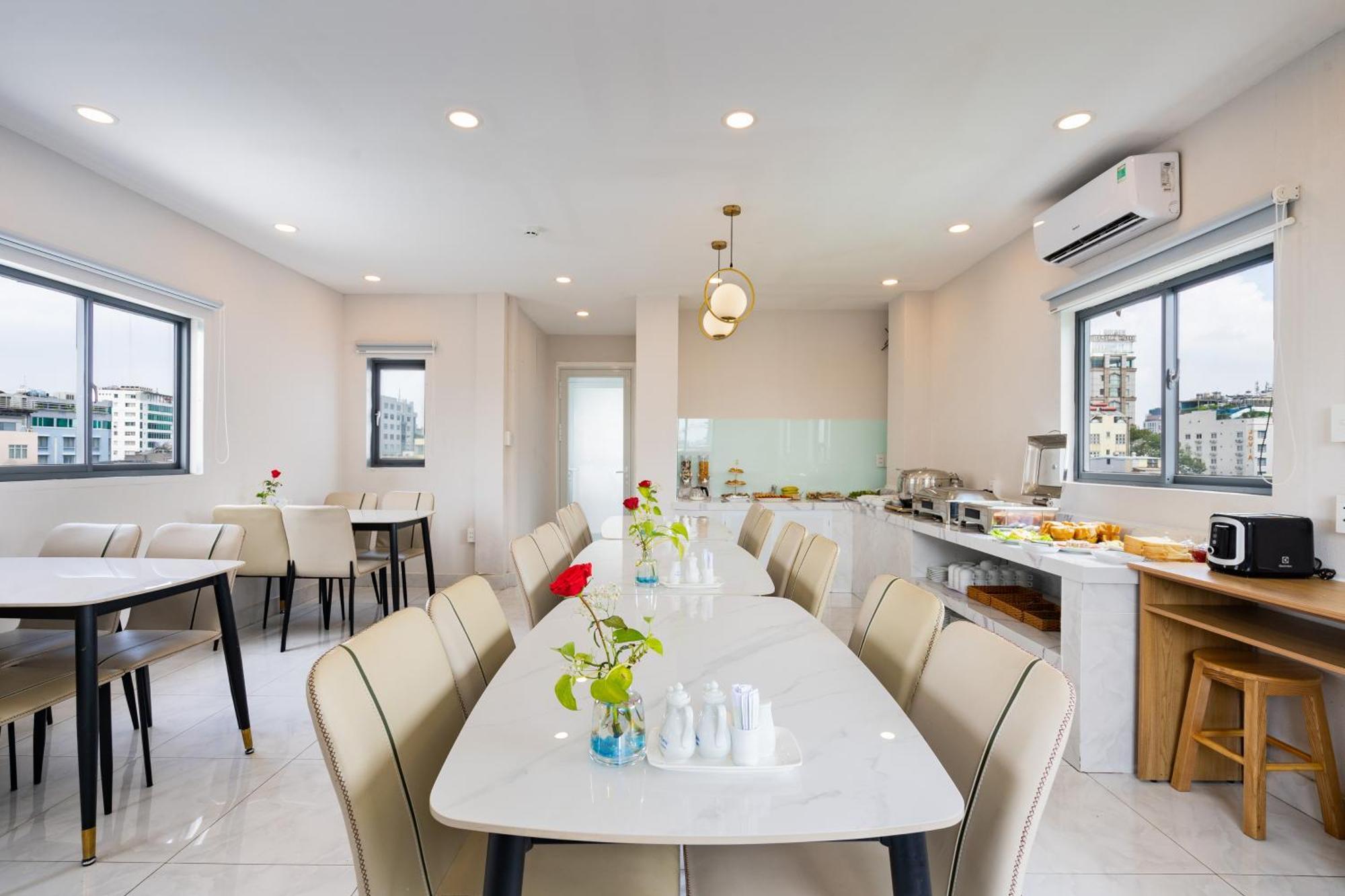 Khách sạn A&a Toronto 2*