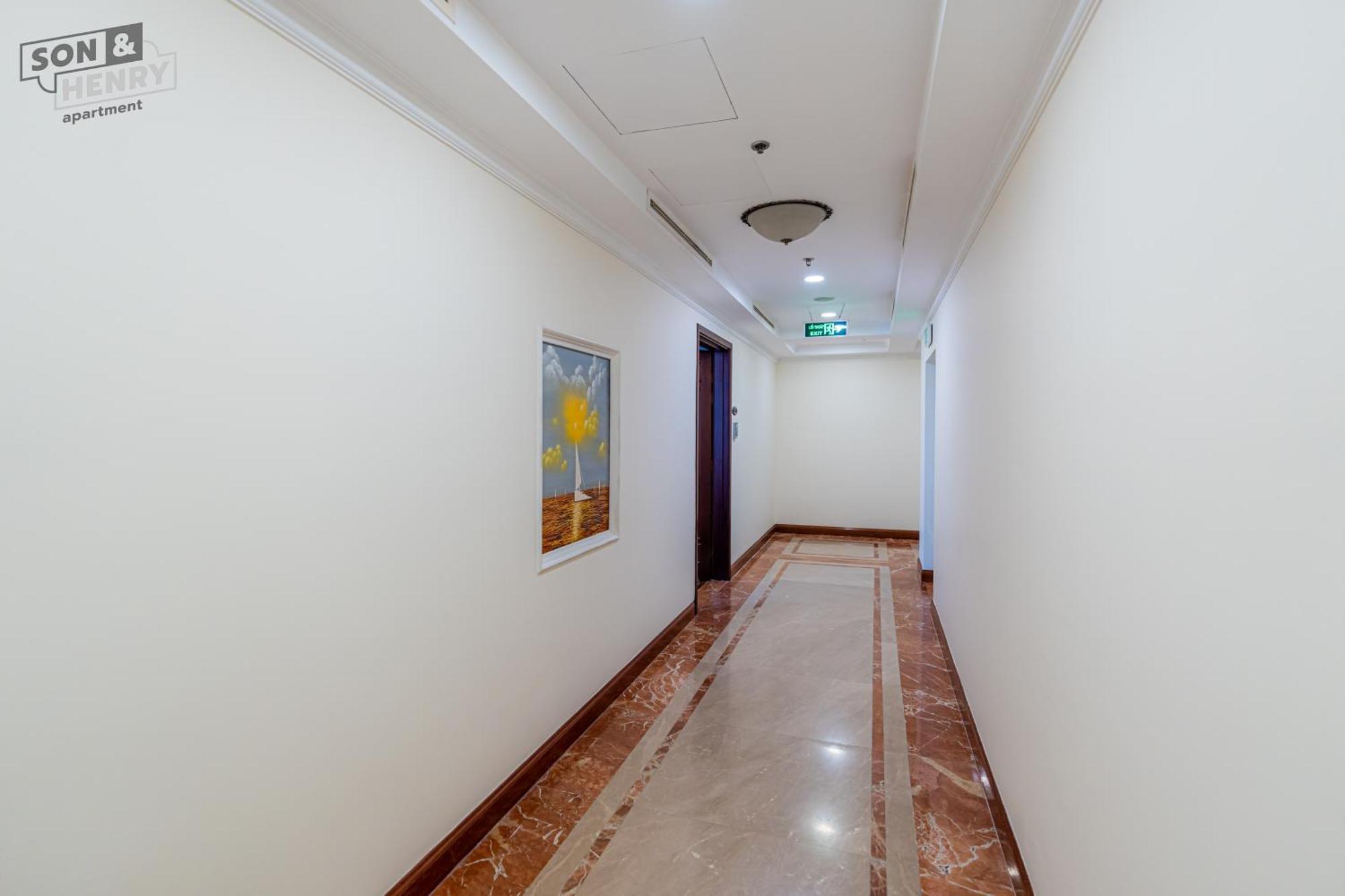 Căn hộ Vincom Center Dong Khoi District 1