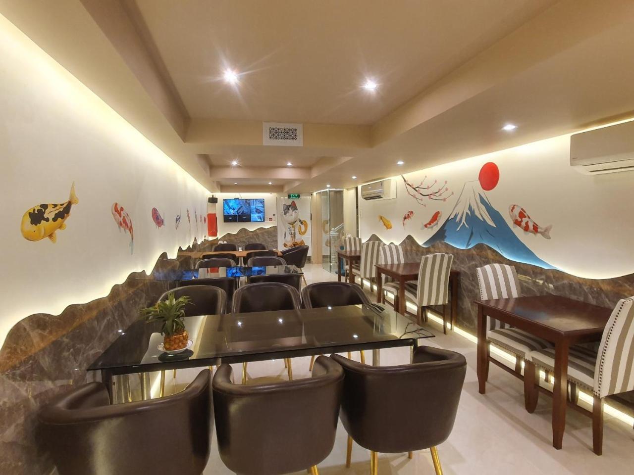 Saigon By Night Luxury