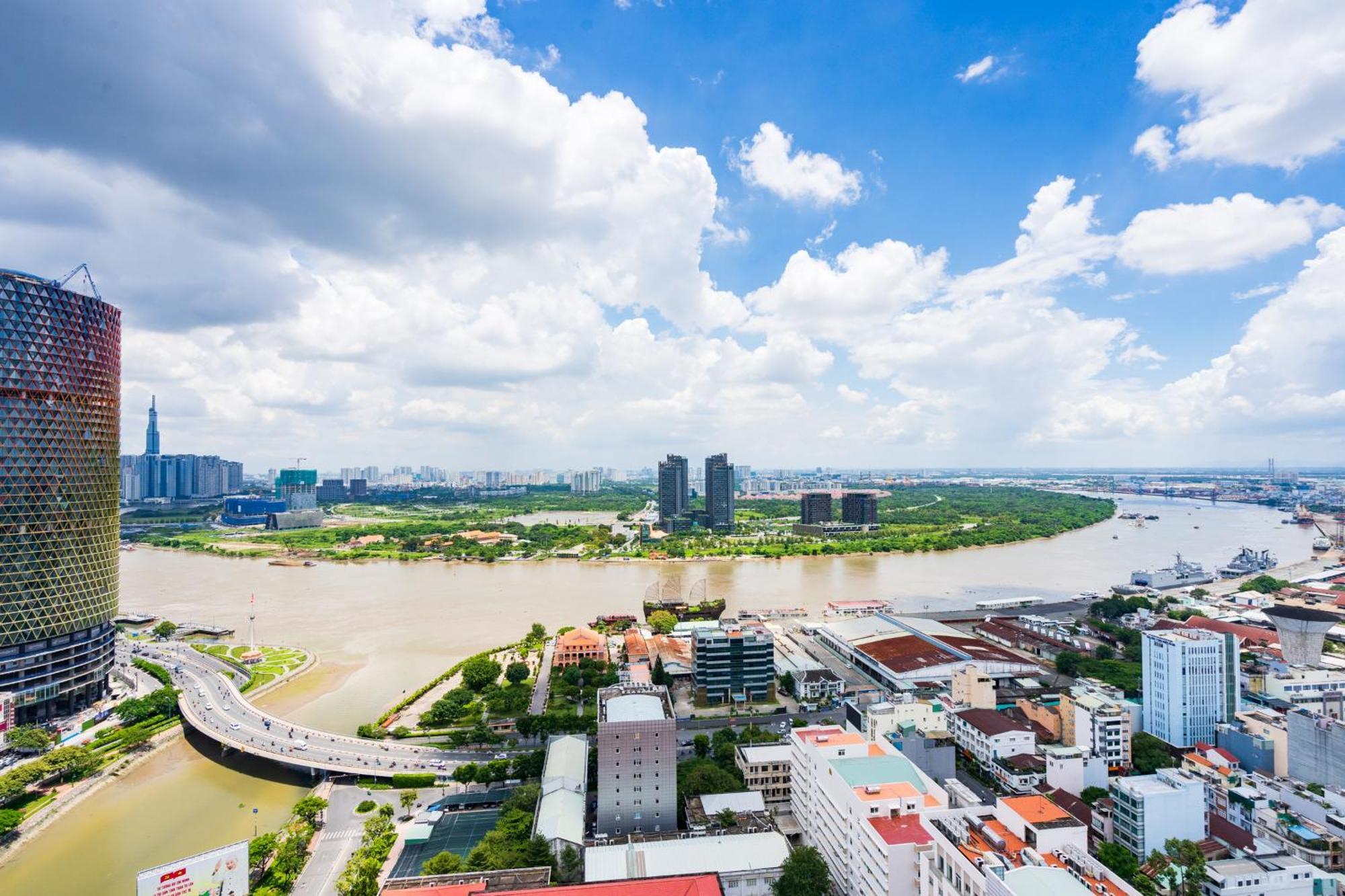 Min' - Saigon Royal - Upscale - Near Ben Thanh - Downtown Apartment *