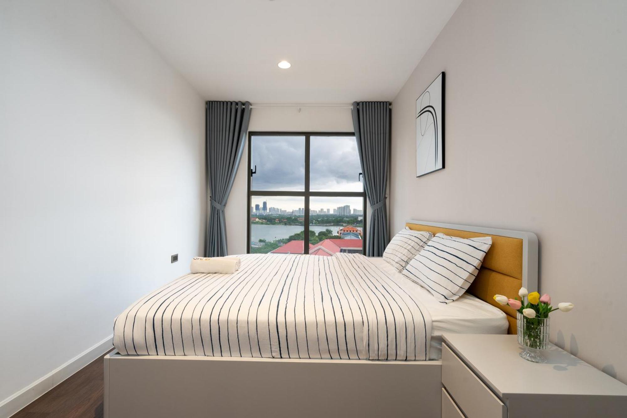 Min' - Saigon Royal - Upscale - Near Ben Thanh - Downtown Apartment *