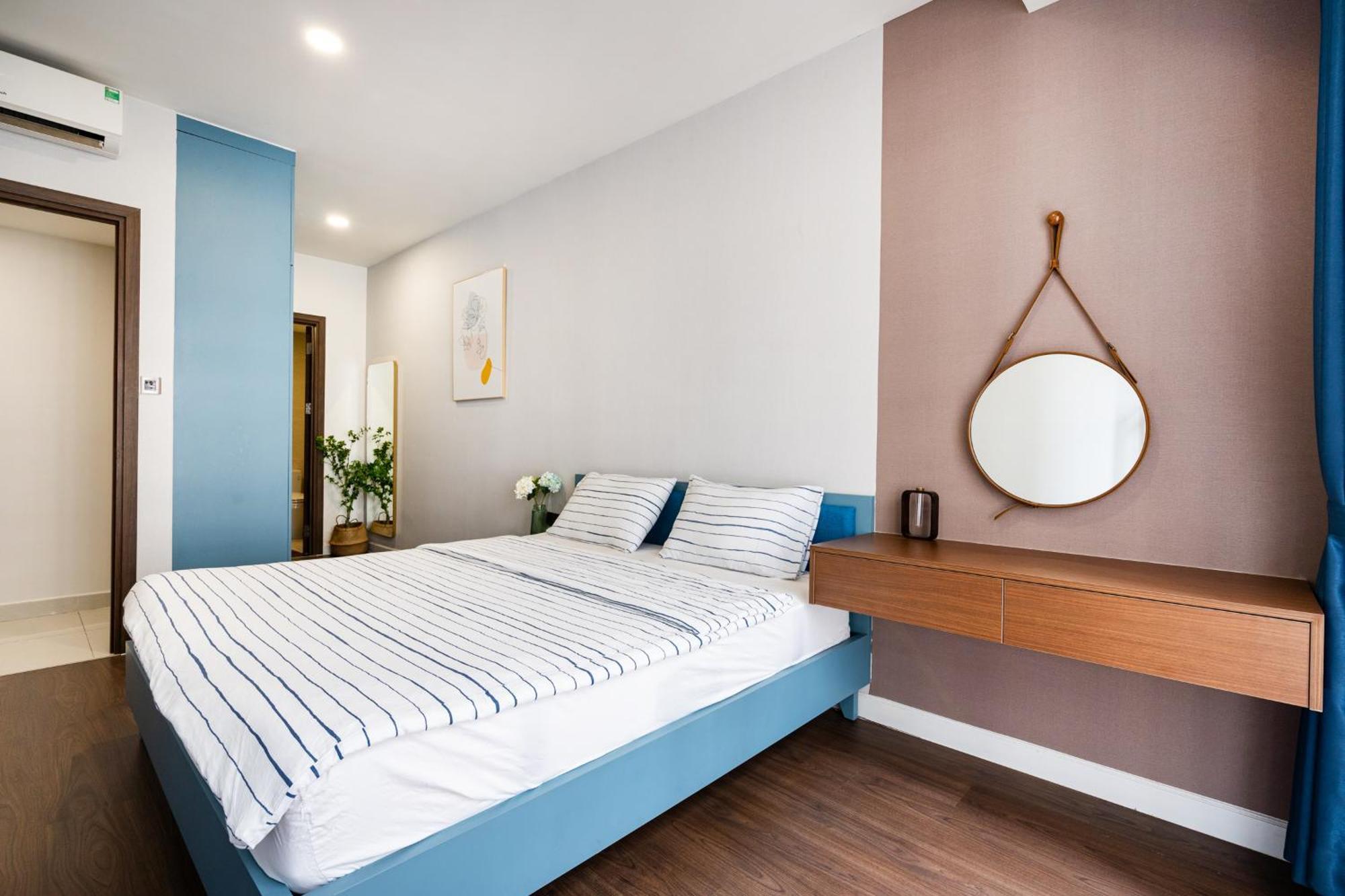 Min' - Saigon Royal - Upscale - Near Ben Thanh - Downtown Apartment