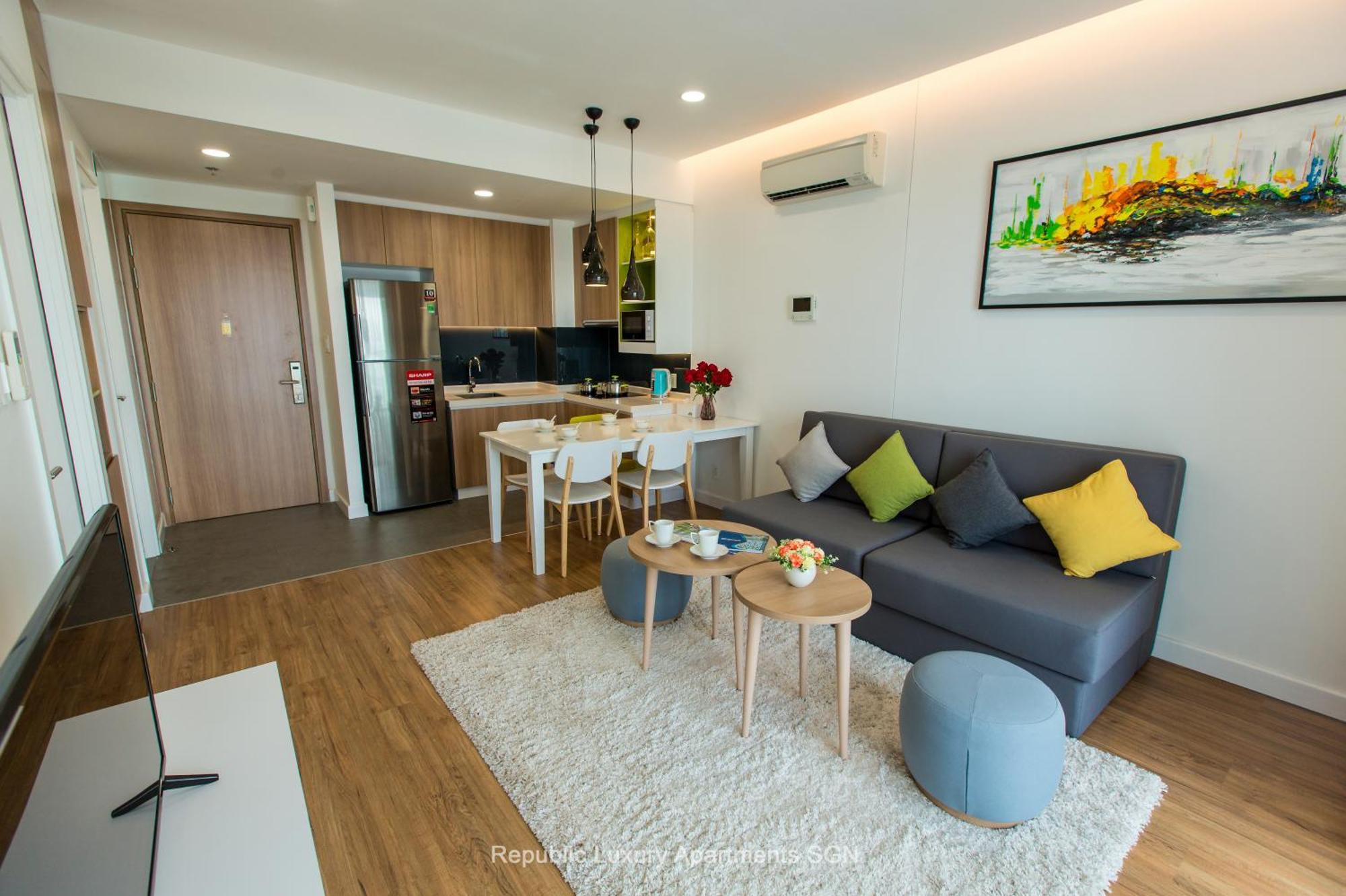 Apartment Republic Saigon Airport *