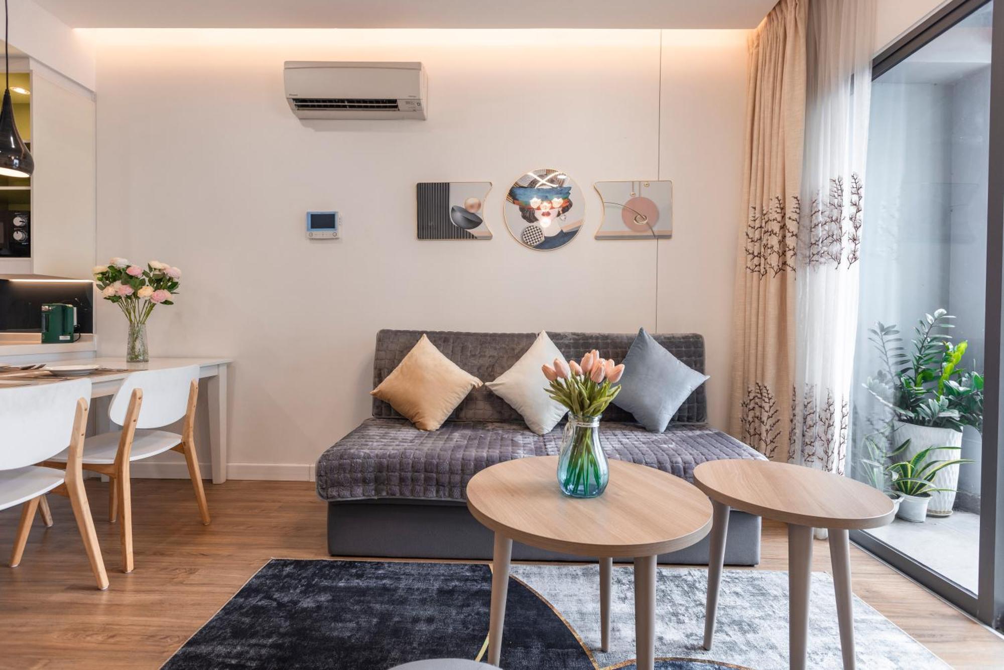 Republic Saigon Airport Apartment
