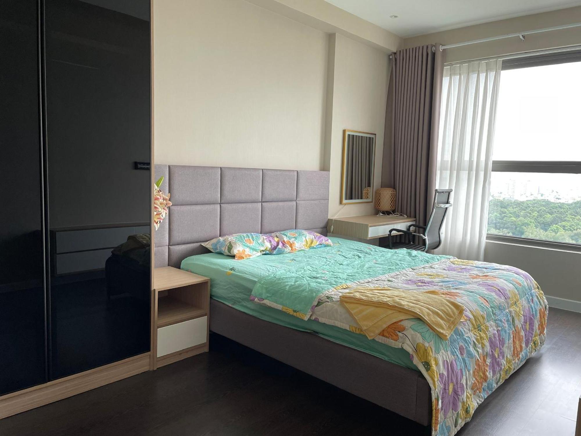 Apartment Tan Son Nhat Airport Botanica Premier, 2 Bedrooms, 2 Toilets Luxury Nearby Airport, Free Pool, Free Gym, Bbq Garden Ho Chi Minh City