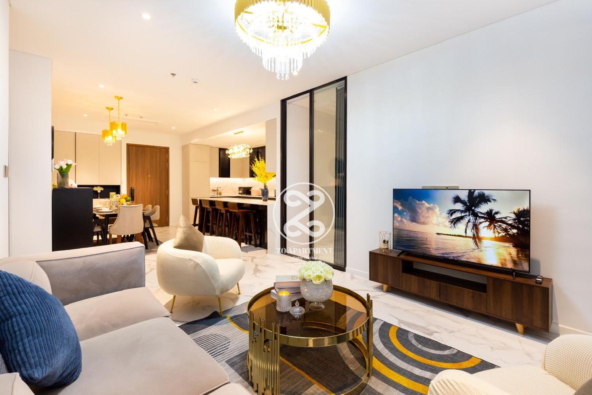 The Crest-central Saigon Riverside -free Pool-gym-sauna Room-yoga Apartment