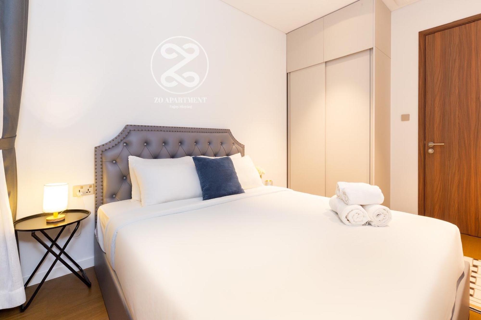 The Crest-central Saigon Riverside -free Pool-gym-sauna Room-yoga Apartment *