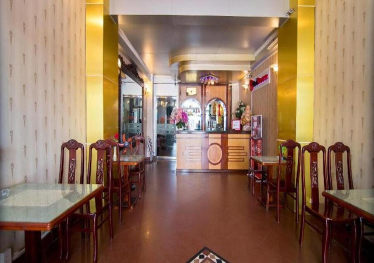 Tan Hoang Long Hotel 3*