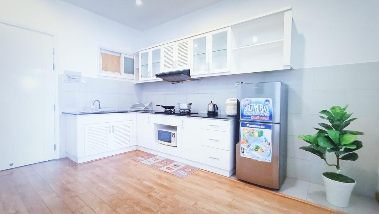 Queen Central Apartment