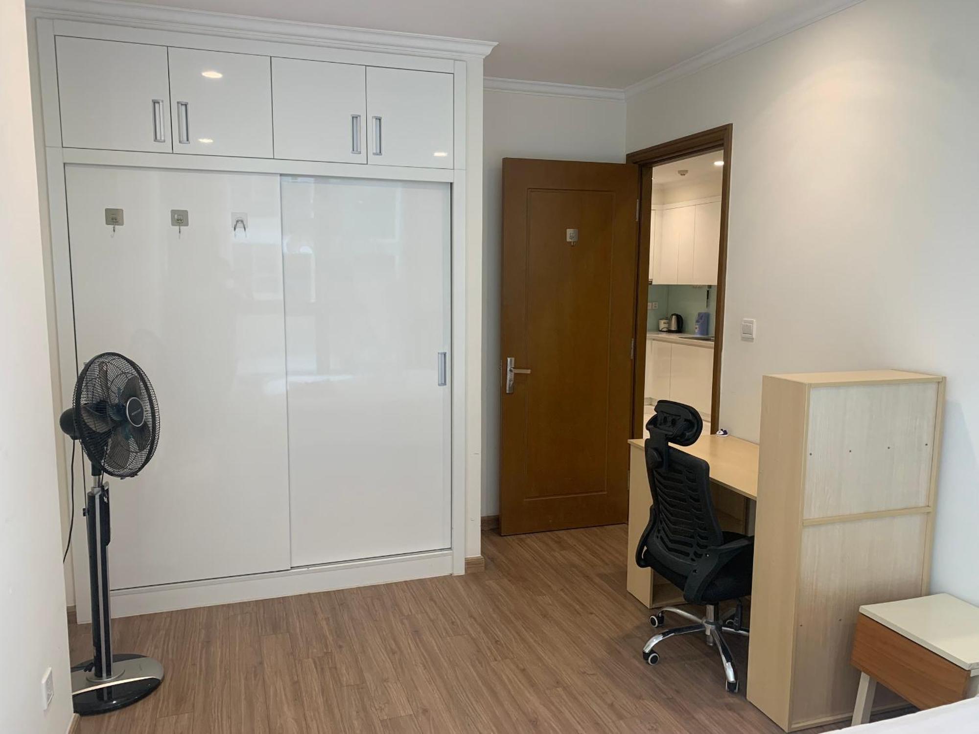 Apartment Vinhomes Park Roseland - Ho Dich Vu