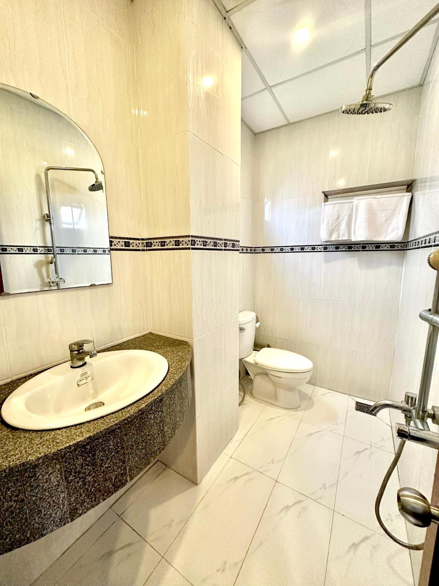 Bliss Boutique Saigon - Bui Vien Street & Ben Thanh Market Hotel