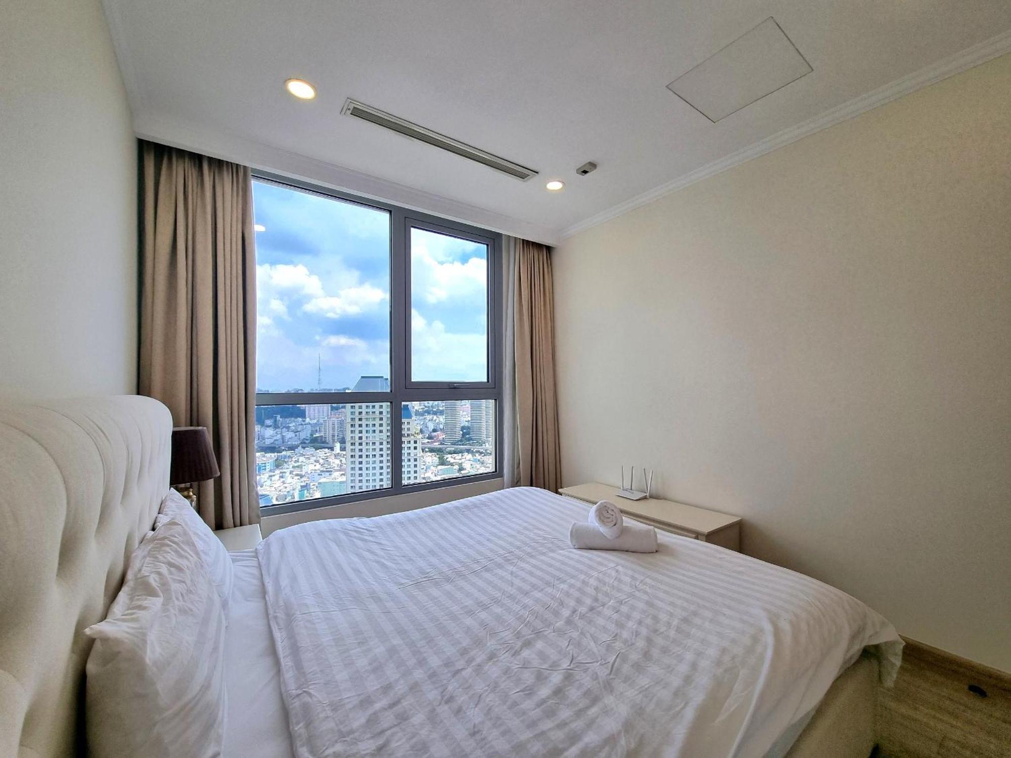 Pangsapuri Vinhomes Park - Luxury 1,2,3,4 Bedroom - Khu Do Thi Ven Song Dep Nhat Tp Hcm *