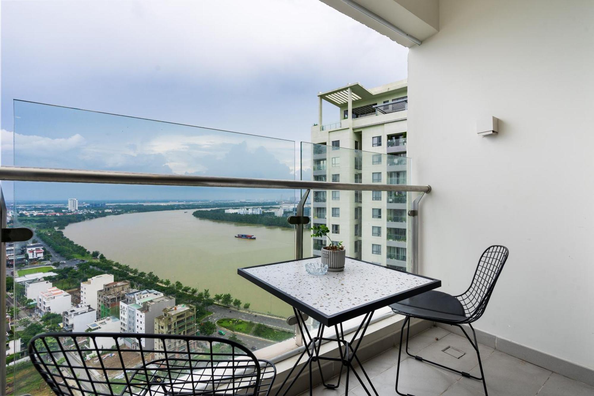 Diamond Island Highfloor Riverview 8min To D1 Apartment