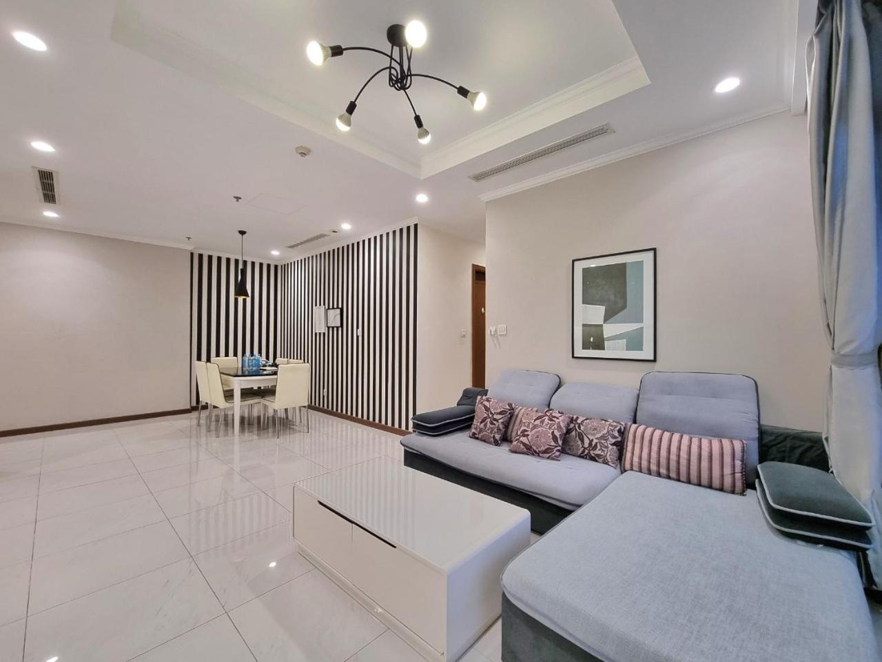 Vinhomes Park - Luxury 1,2,3,4 Bedroom - Khu Do Thi Ven Song Dep Nhat Tp Hcm Pangsapuri *