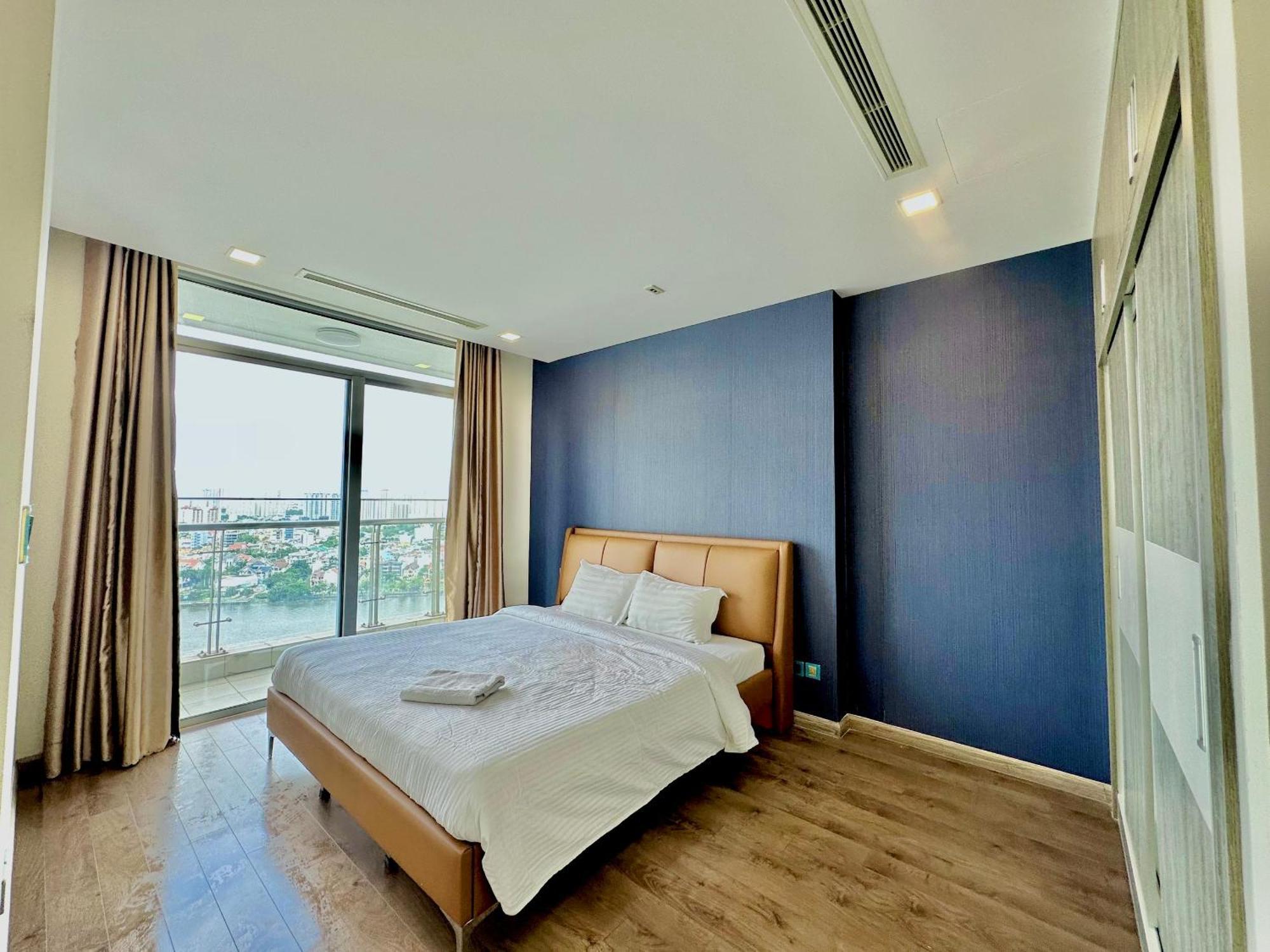 Vinhomes Park - Luxury 1,2,3,4 Bedroom - Khu Do Thi Ven Song Dep Nhat Tp Hcm *