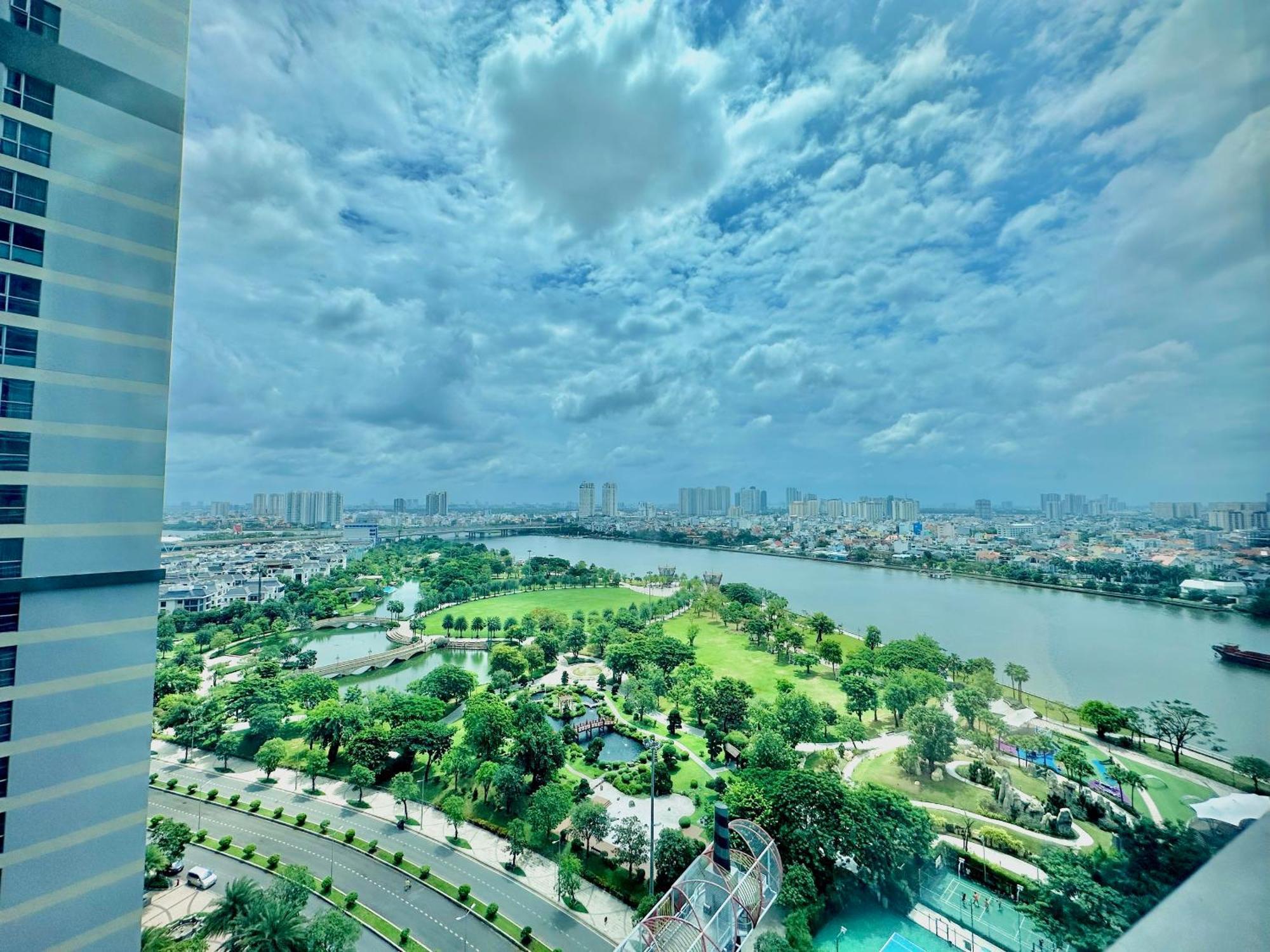 Vinhomes Park - Luxury 1,2,3,4 Bedroom - Khu Do Thi Ven Song Dep Nhat Tp Hcm Pangsapuri *
