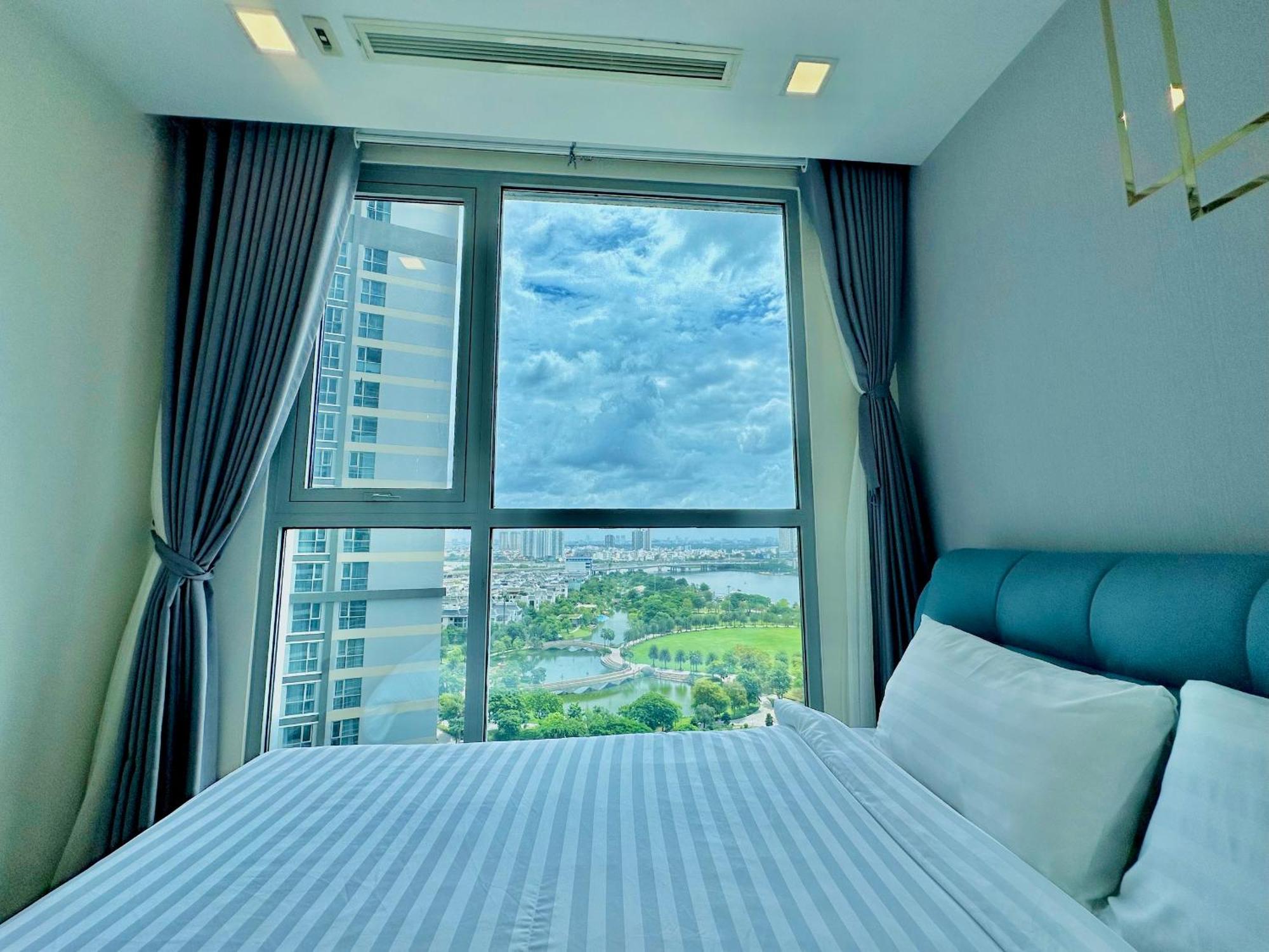 Pangsapuri Vinhomes Park - Luxury 1,2,3,4 Bedroom - Khu Do Thi Ven Song Dep Nhat Tp Hcm