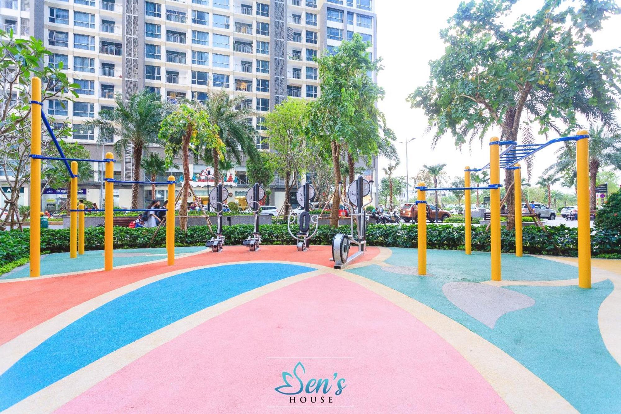 Sens House Saigon - Serviced In Vinhomes Park Apartment
