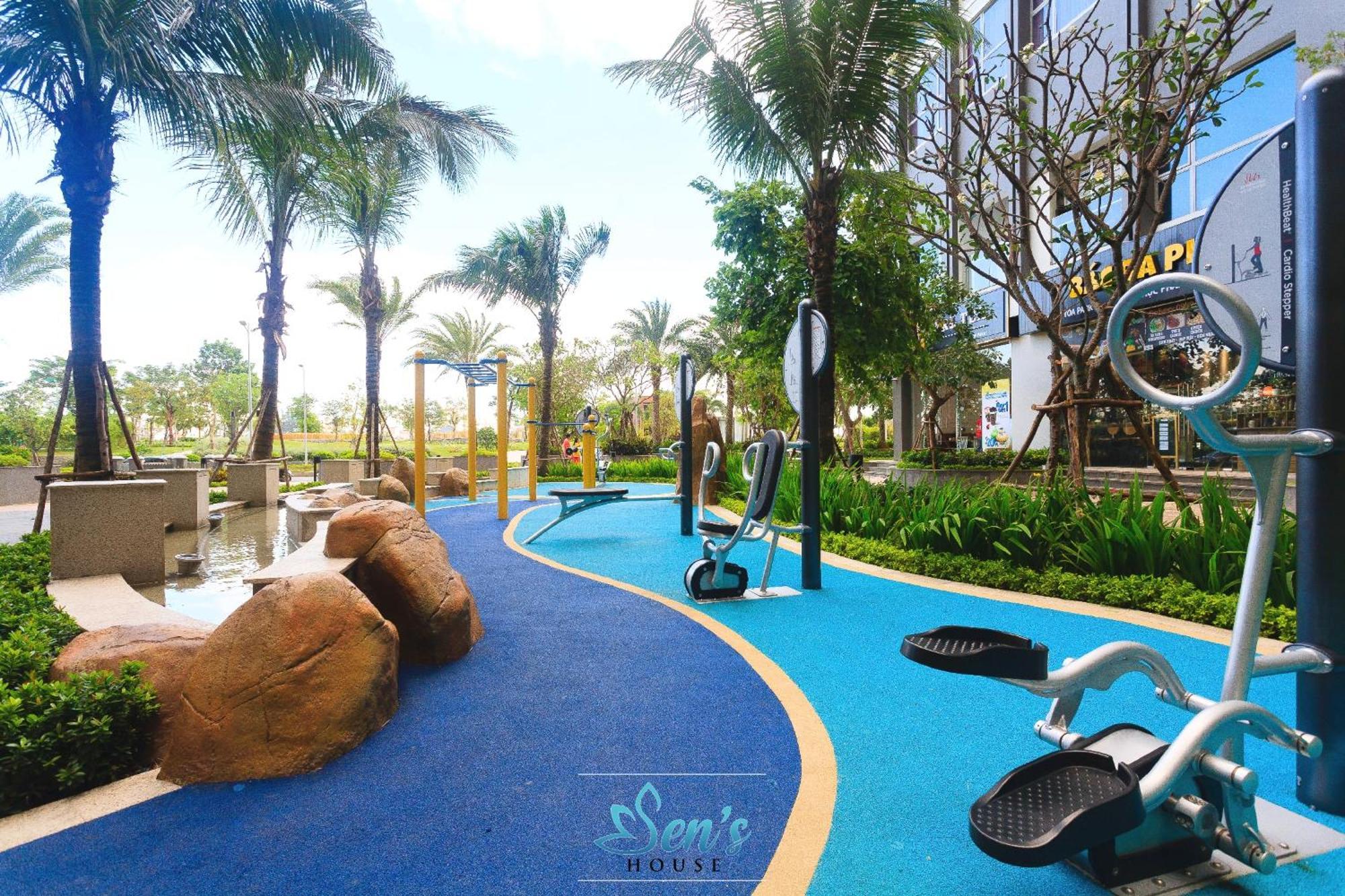Sens House Saigon - Serviced In Vinhomes Park Apartment *