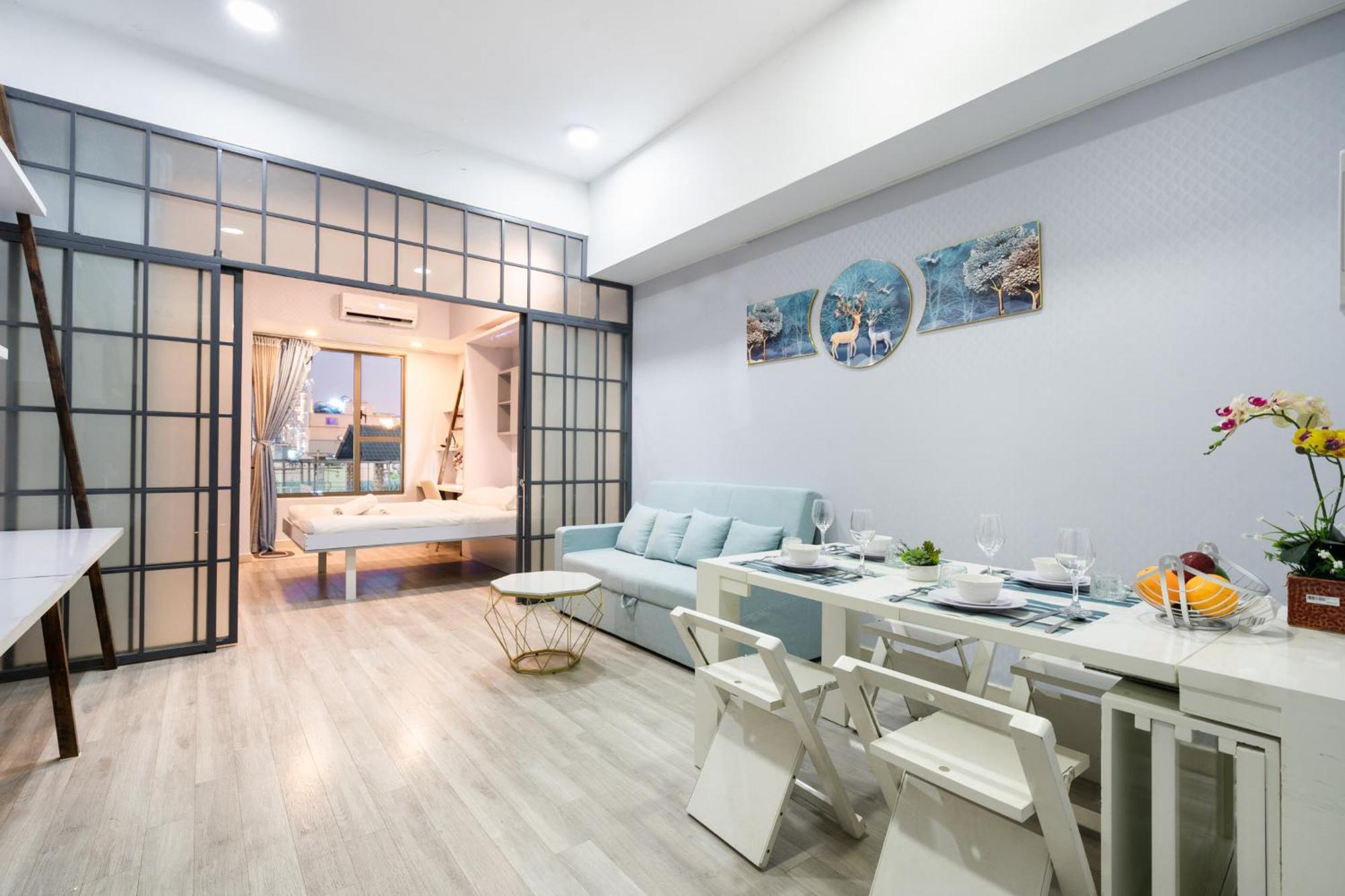 Jessie Free Pool Bandar Ho Chi Minh