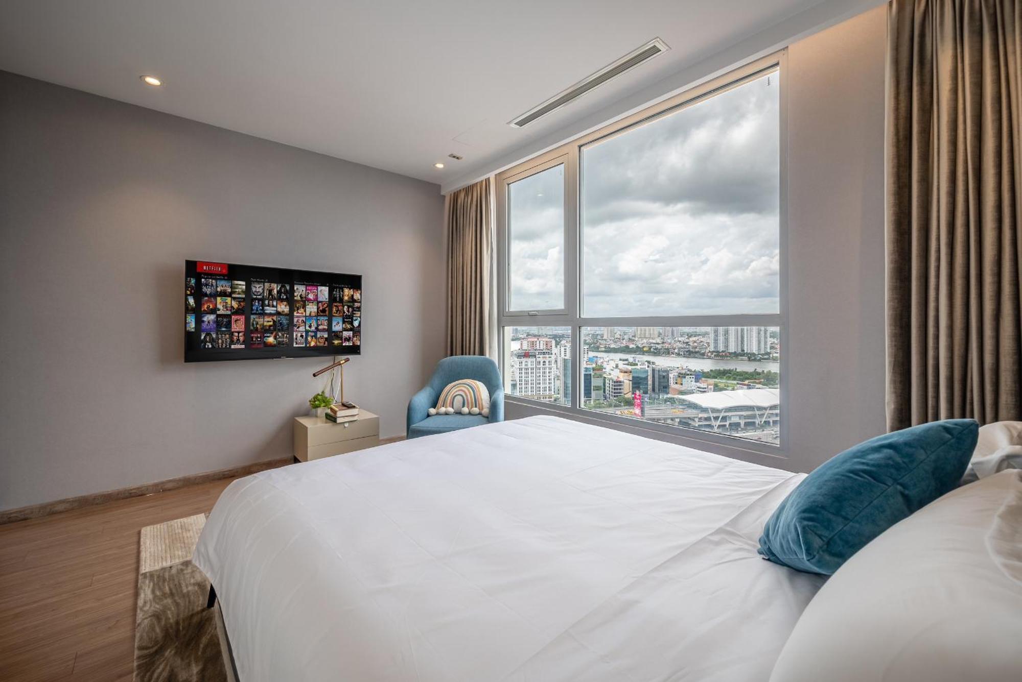 Vinhomes Central Park Luxury 1,2,3,4 Bedroom, Landmark 81 Area Apartment *