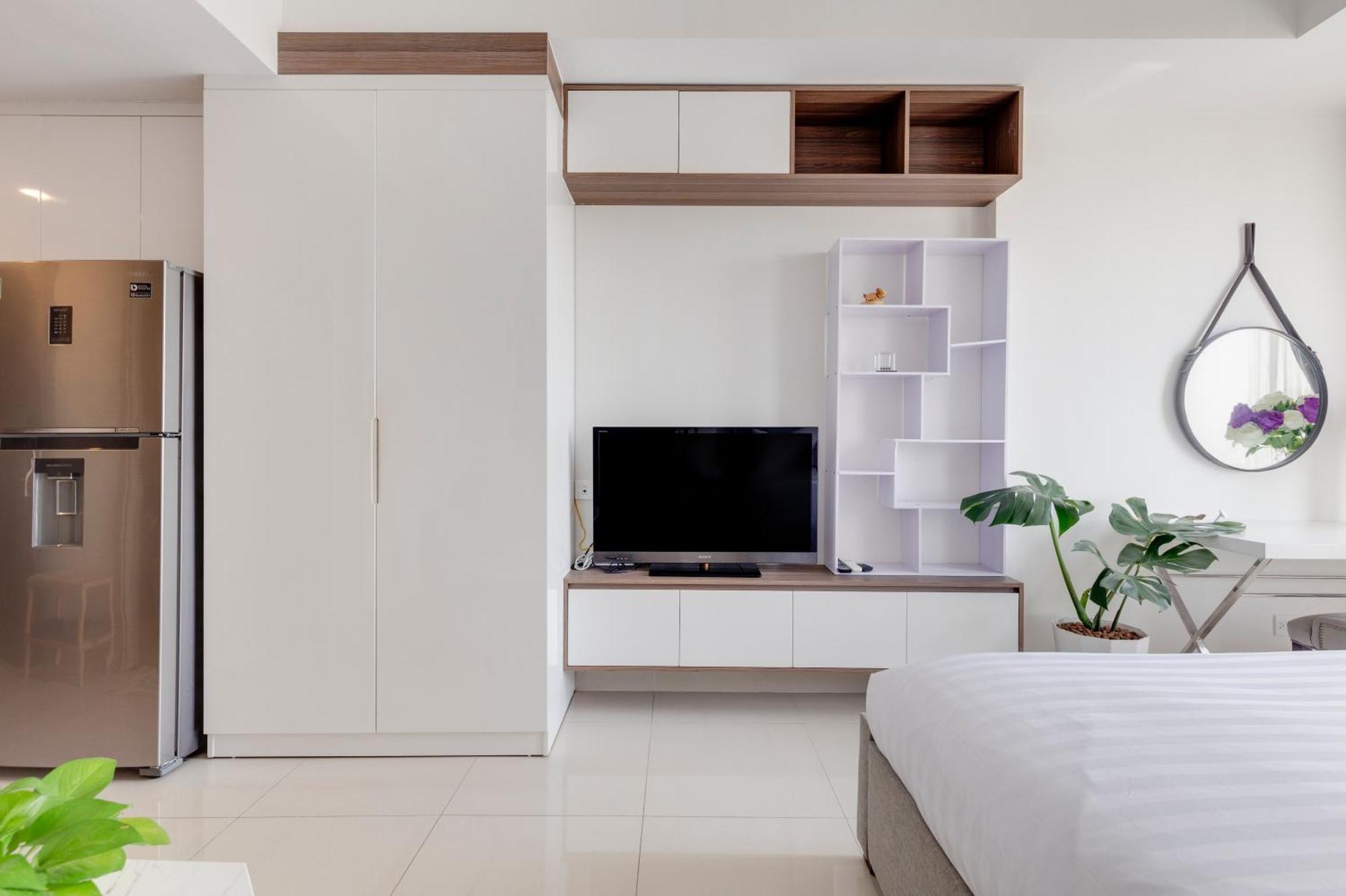 Apartment Smile - Rivegate - Modern Comfort - Near Bui Vien Ho Chi Minh City