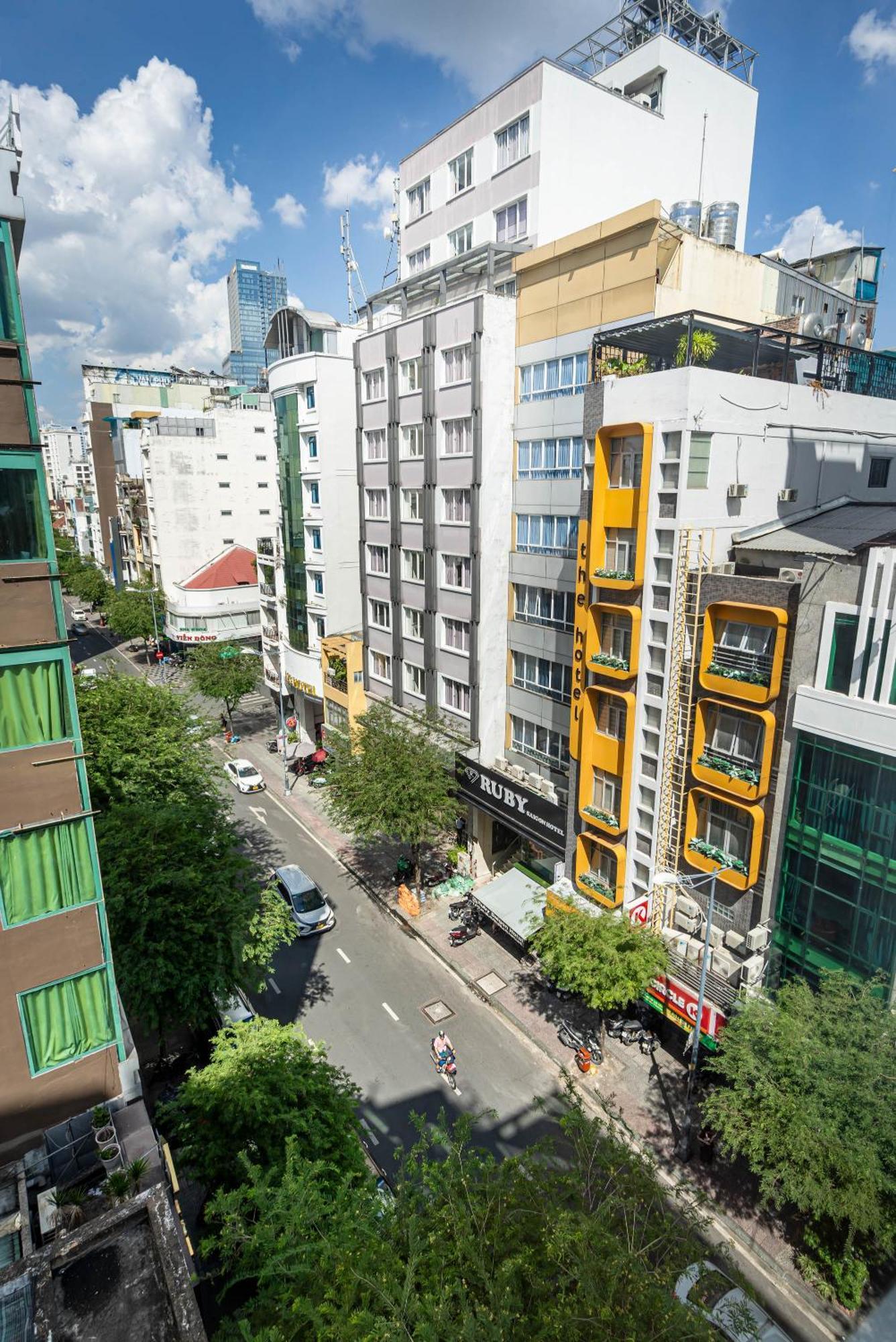 Hotel Ile Parc Saigon 2*