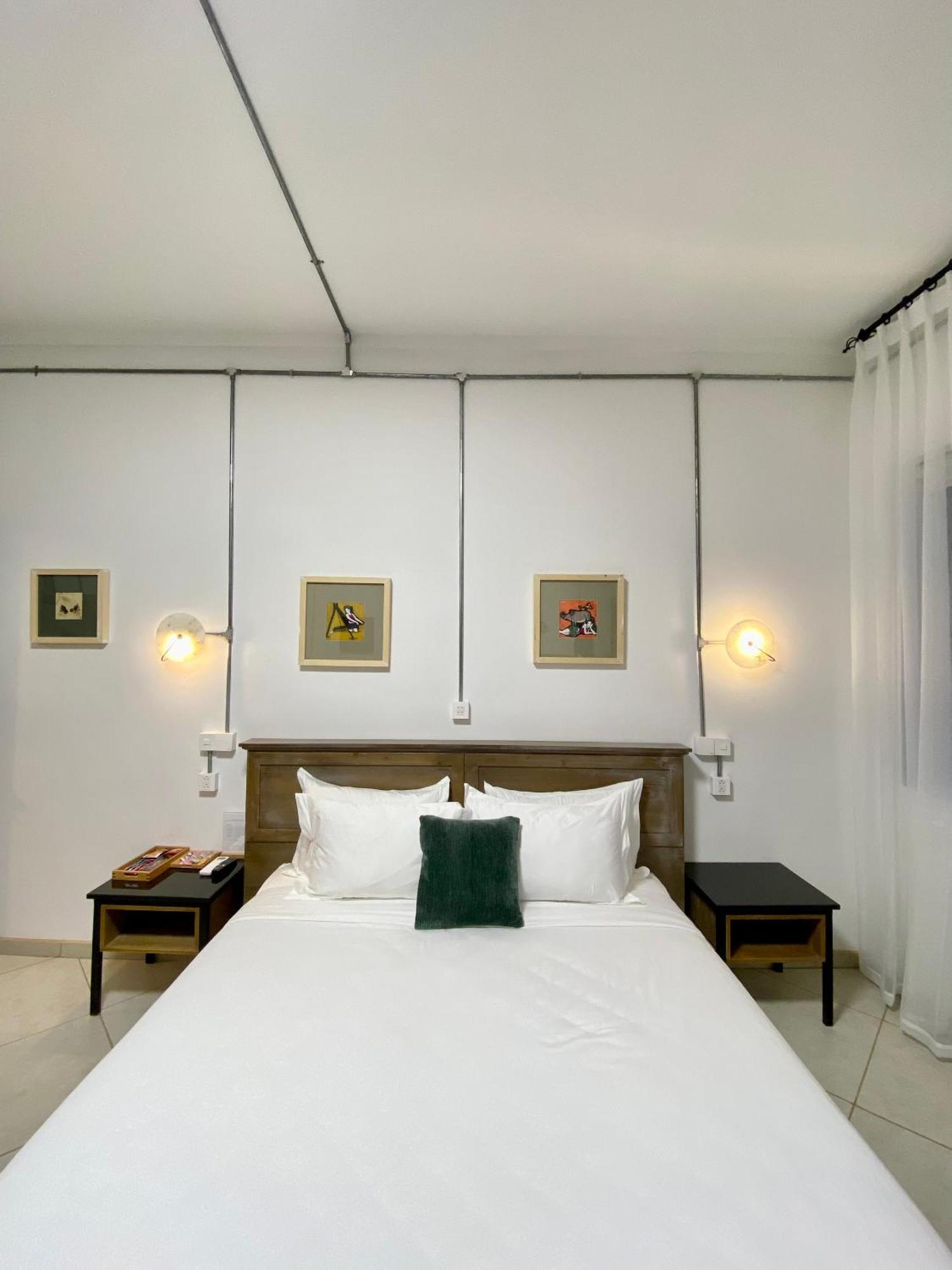 Le Bijou Chic In The Heart Of Saigon Charm With View Ho Chi Minh City