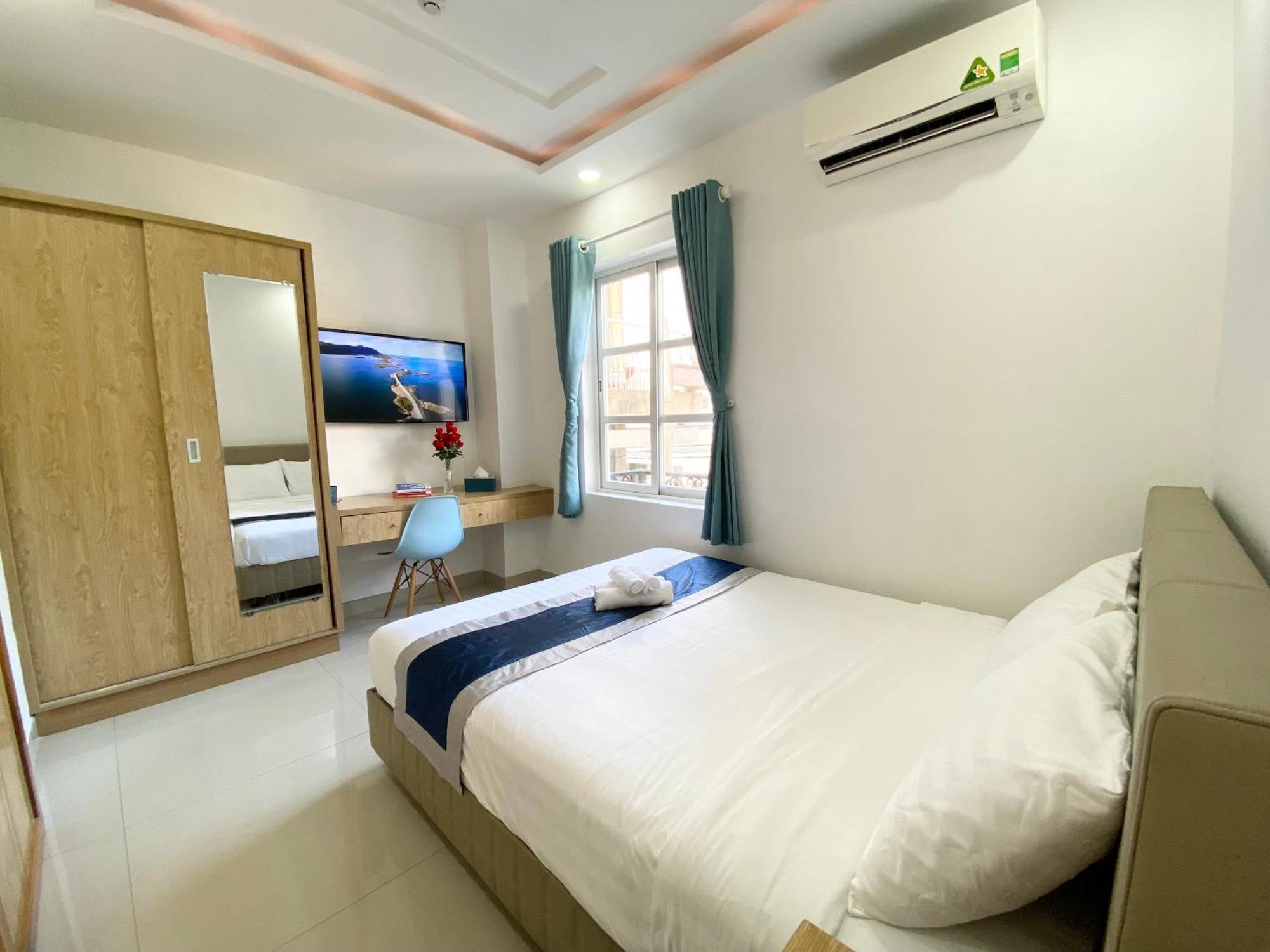 Aparthotel Away Minh Khai - Serviced *