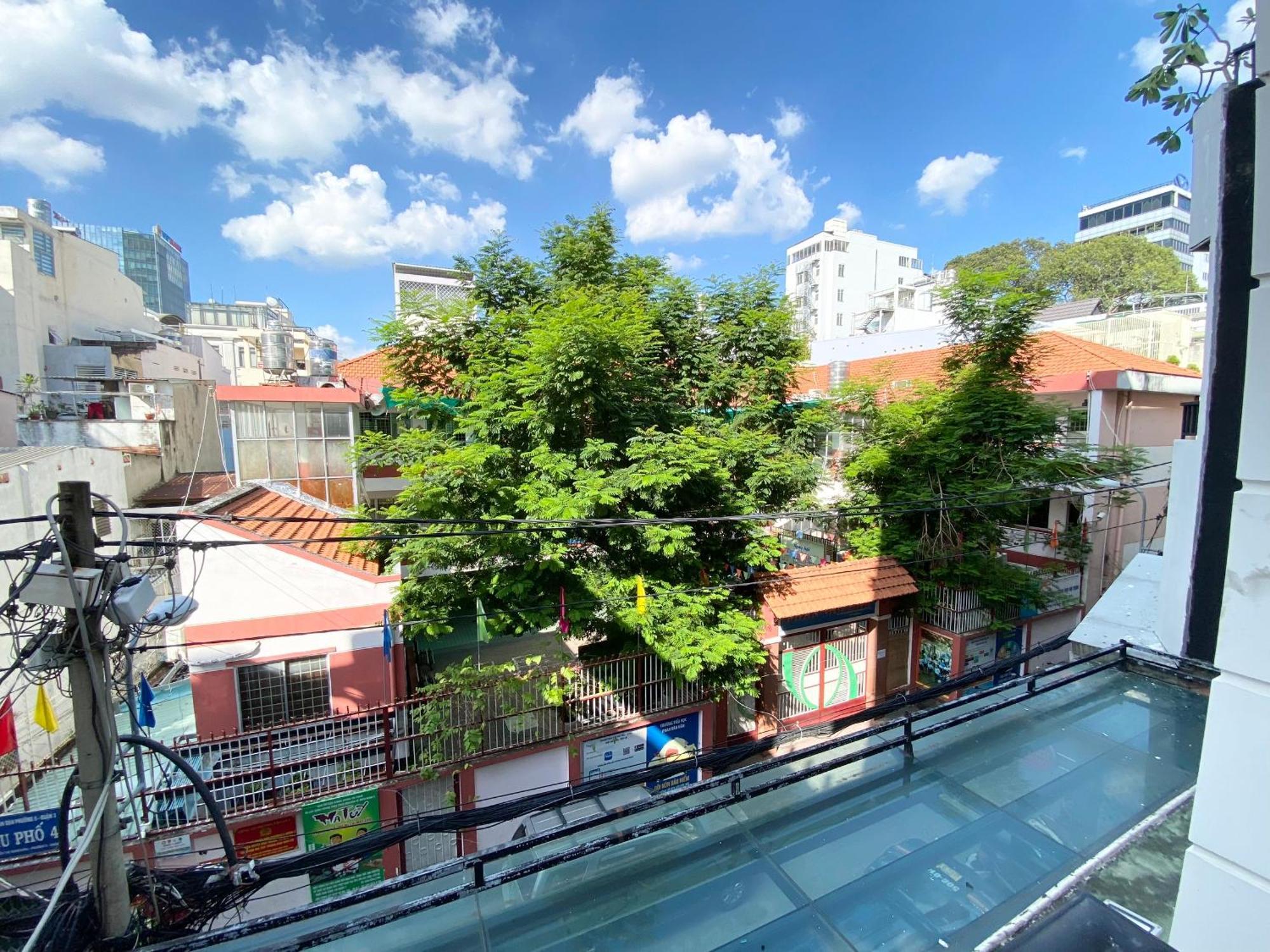 Away Minh Khai - Serviced Aparthotel Ho Chi Minh City