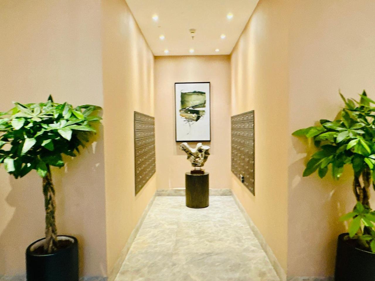 Apartment Luxury Gold 86 : D1- Mension , Rooftop Pool - District 1 Ho Chi Minh City