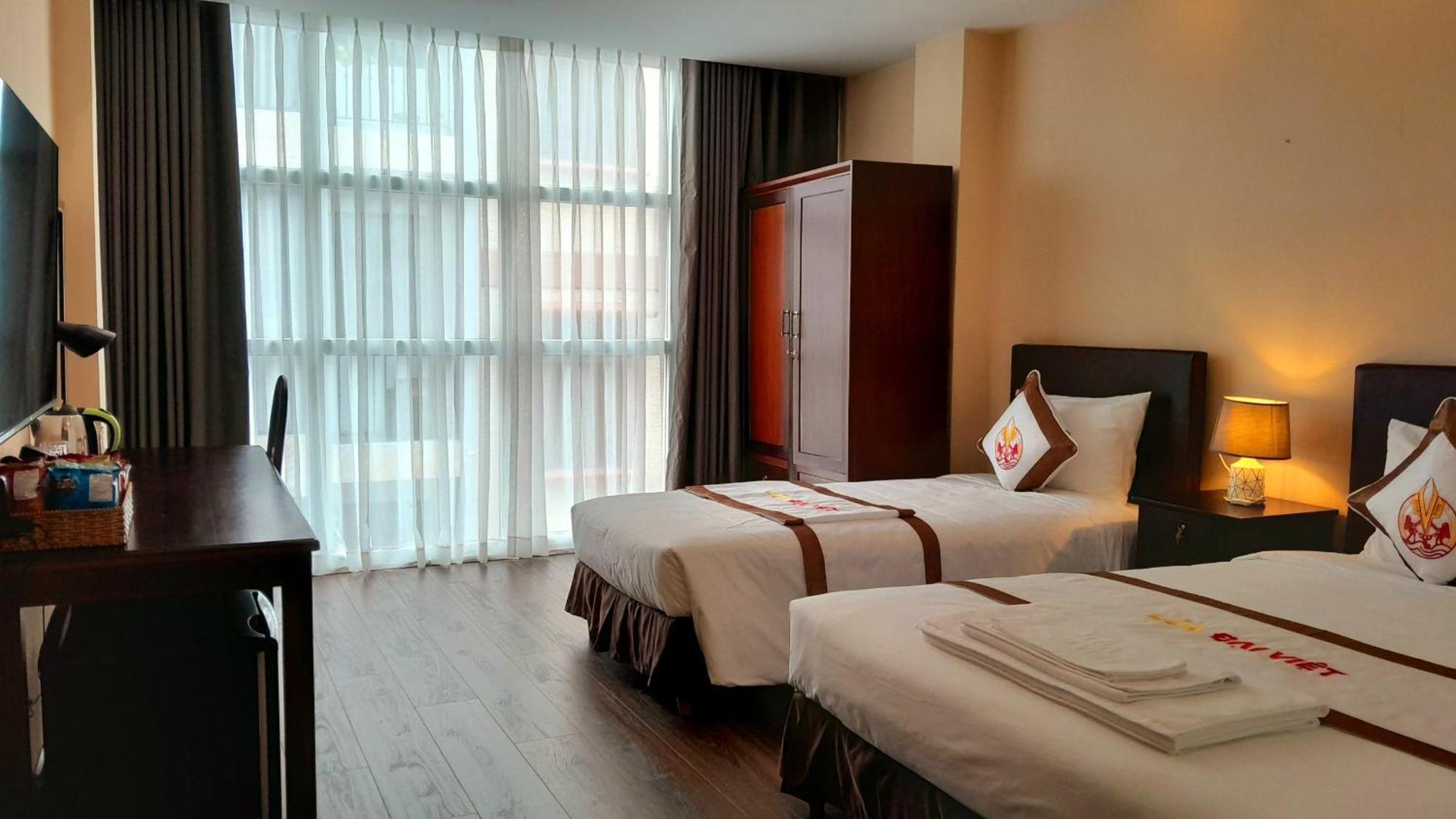 The Rice Hotel *