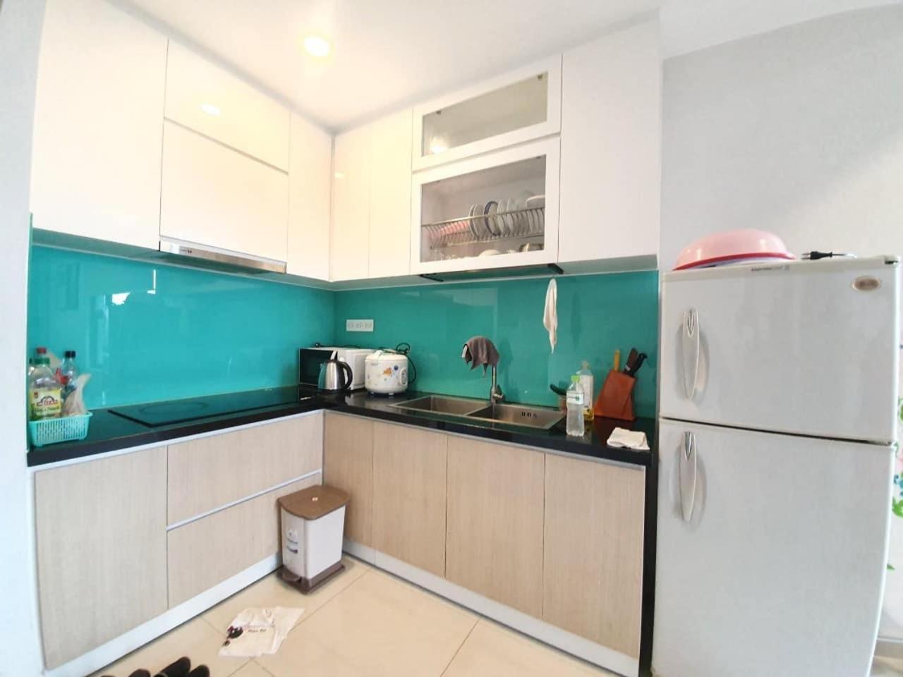Apartment Tan Son Nhat Airport Botanica Premier, 2 Bedrooms, 2 Toilets Luxury Nearby Airport, Free Pool, Free Gym, Bbq Garden