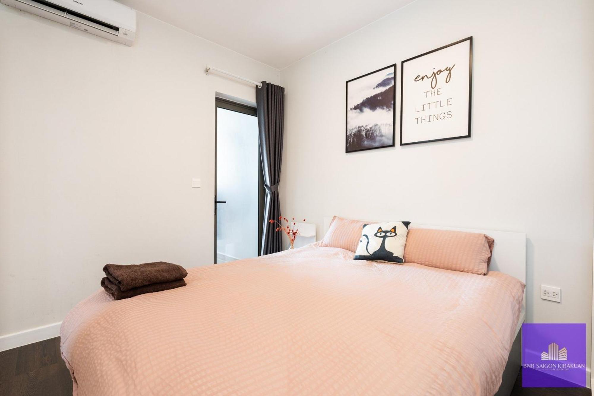 Apartment Tan Son Nhat Airport Botanica Premier, 2 Bedrooms, 2 Toilets Luxury Nearby Airport, Free Pool, Free Gym, Bbq Garden *
