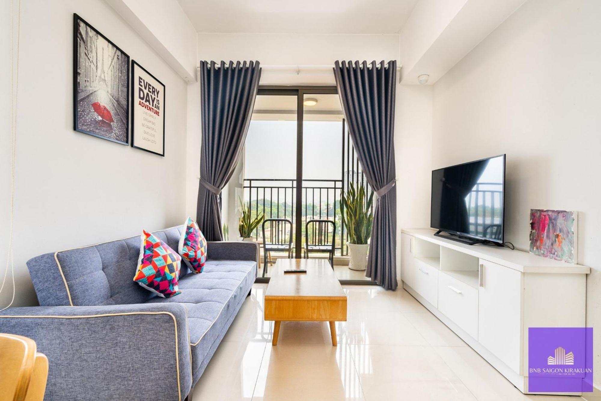 Tan Son Nhat Airport Botanica Premier, 2 Bedrooms, 2 Toilets Luxury Nearby Airport, Free Pool, Free Gym, Bbq Garden * Ho Chi Minh City