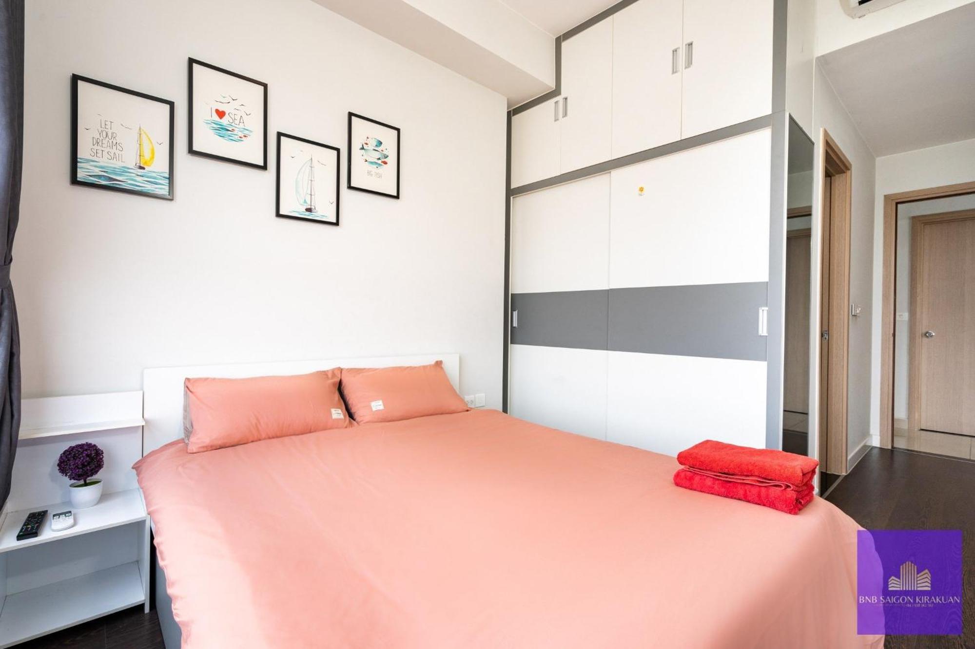 Tan Son Nhat Airport Botanica Premier, 2 Bedrooms, 2 Toilets Luxury Nearby Airport, Free Pool, Free Gym, Bbq Garden Apartment Ho Chi Minh City