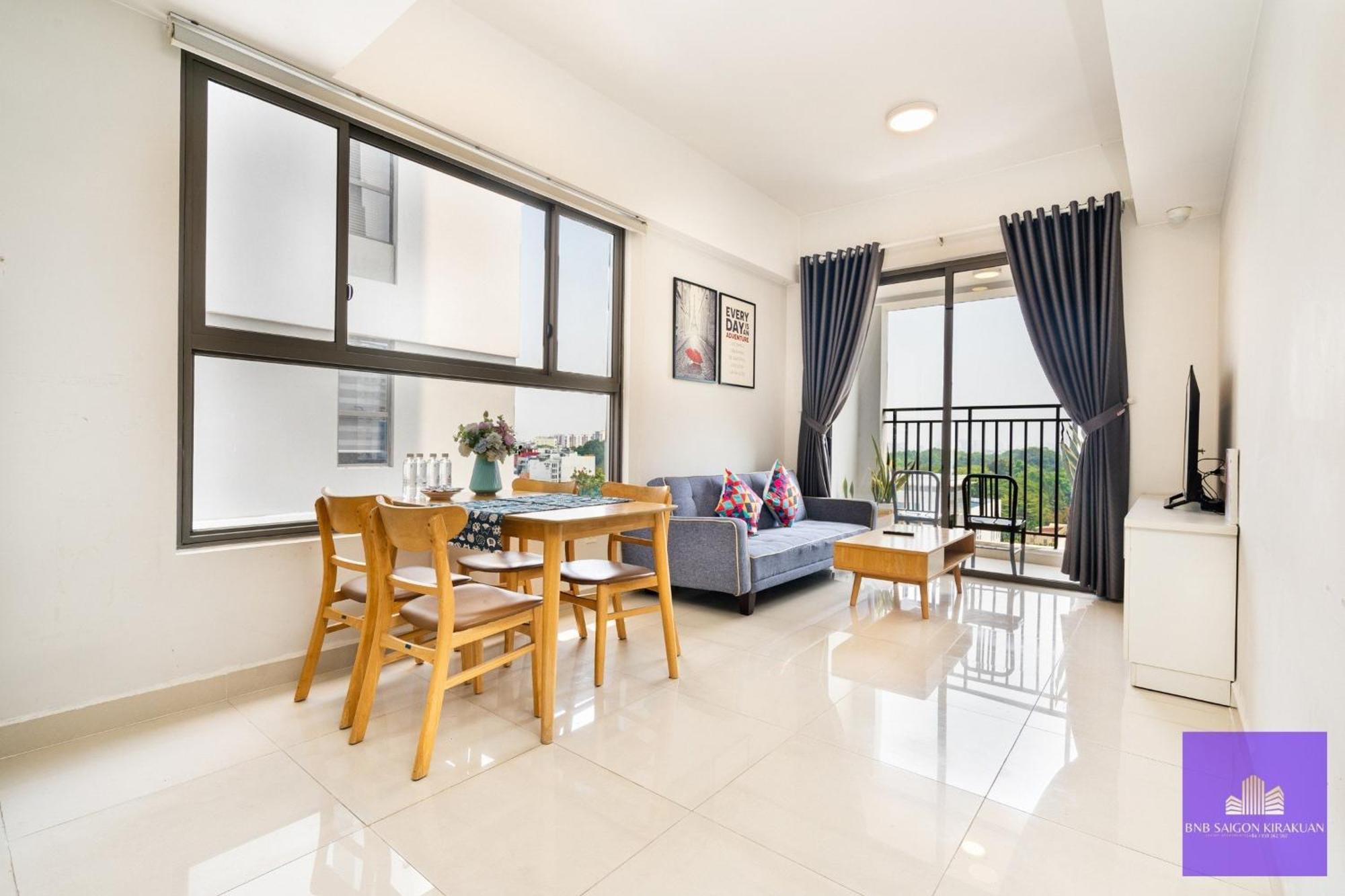 Apartment Tan Son Nhat Airport Botanica Premier, 2 Bedrooms, 2 Toilets Luxury Nearby Airport, Free Pool, Free Gym, Bbq Garden *