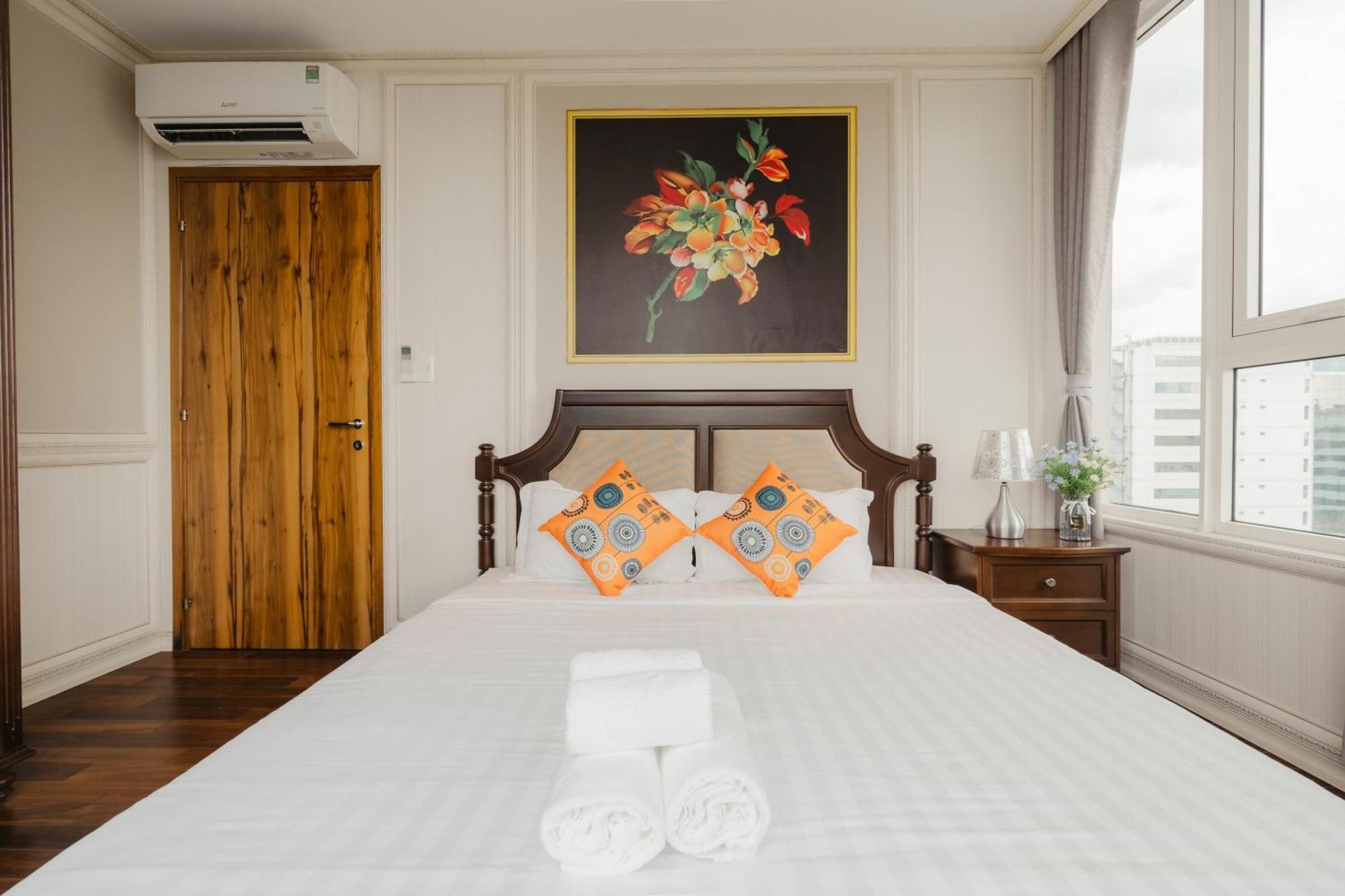 Leman Luxury