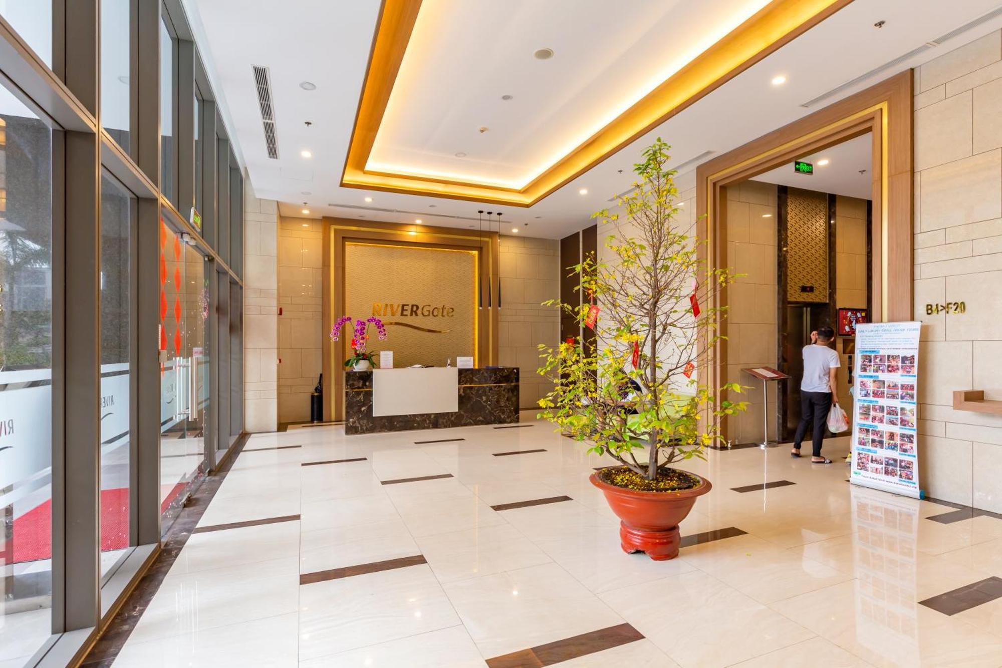 Smile - Rivegate - Modern Comfort - Near Bui Vien Apartment *
