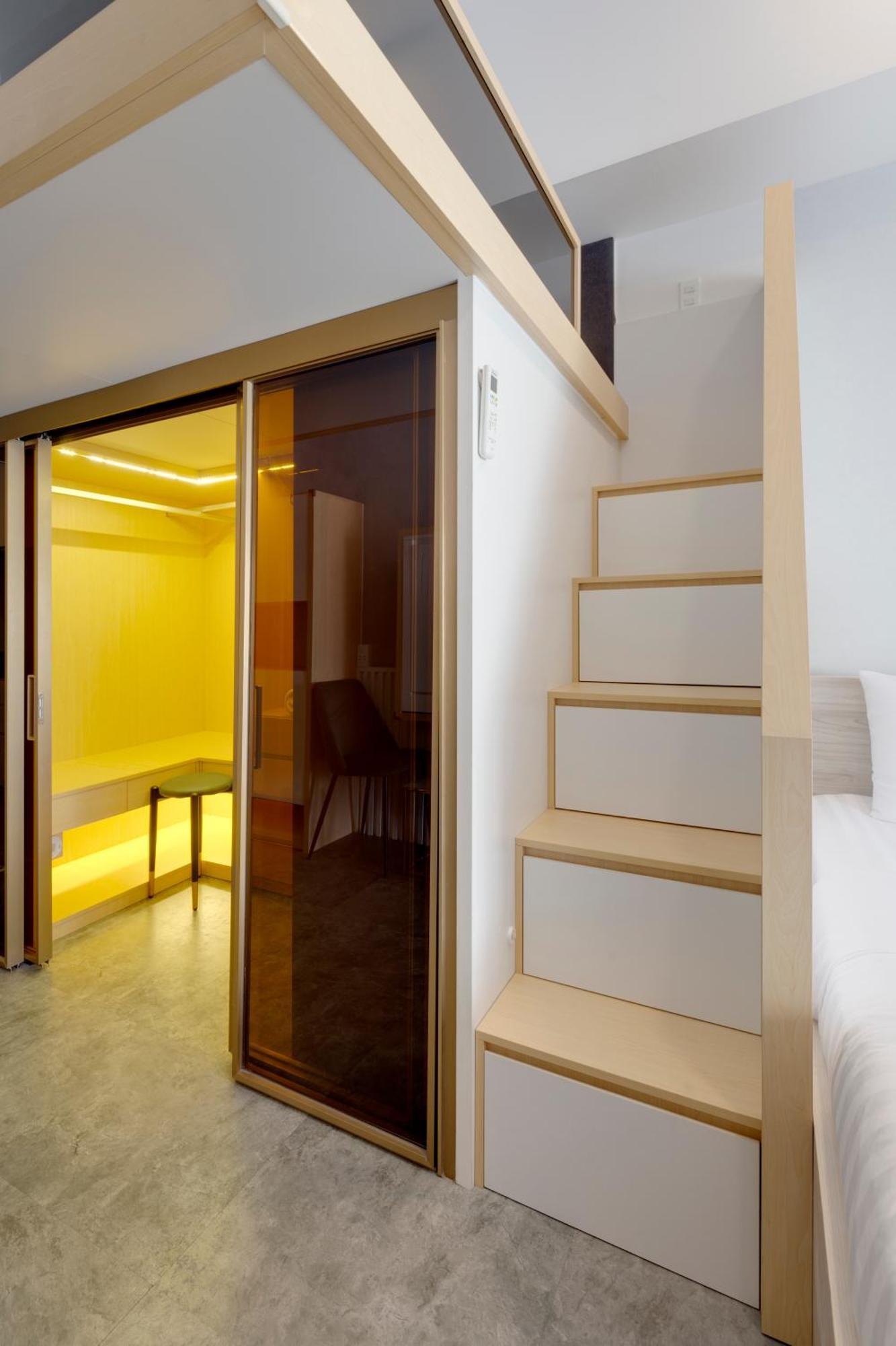 Apartment Smile - Rivegate - Modern Comfort - Near Bui Vien Ho Chi Minh City