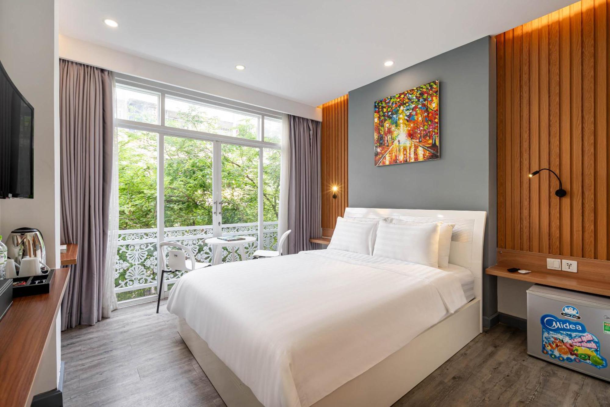 Hotel Ile Parc Saigon 2*