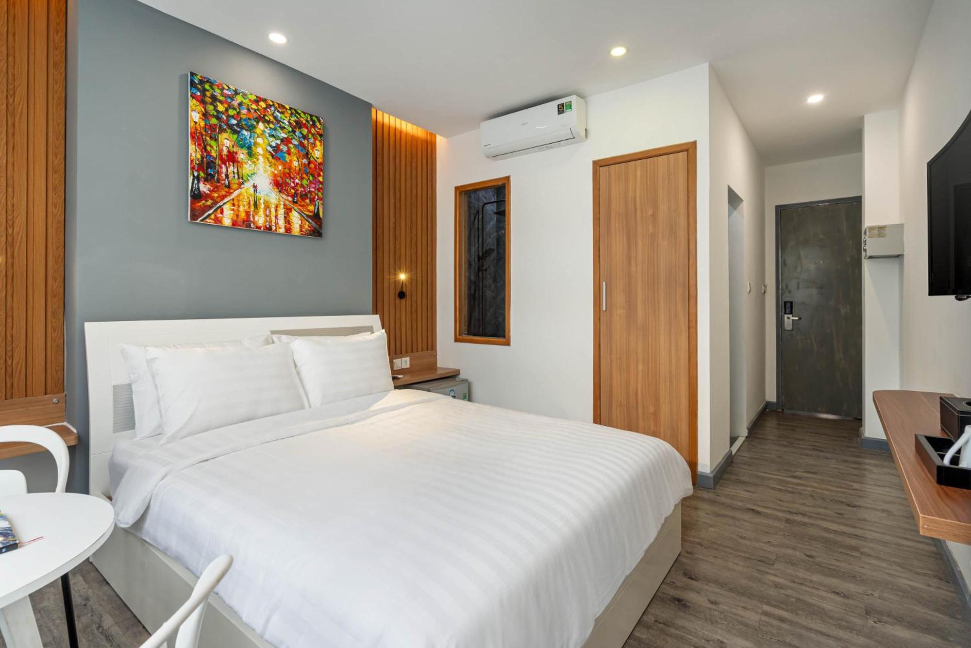 Hotel Ile Parc Saigon 2*