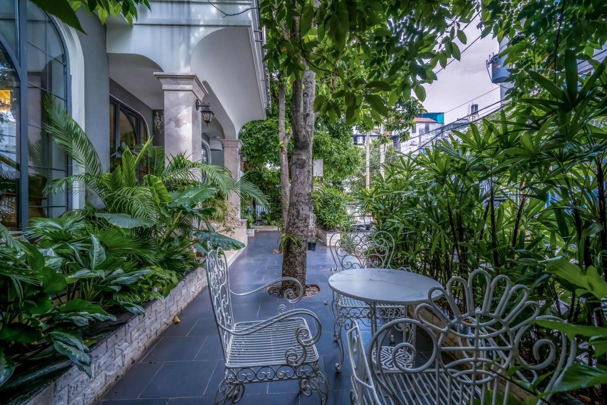 Free Airport - Misaki By Sazi Hotel Ho Chi Minh City