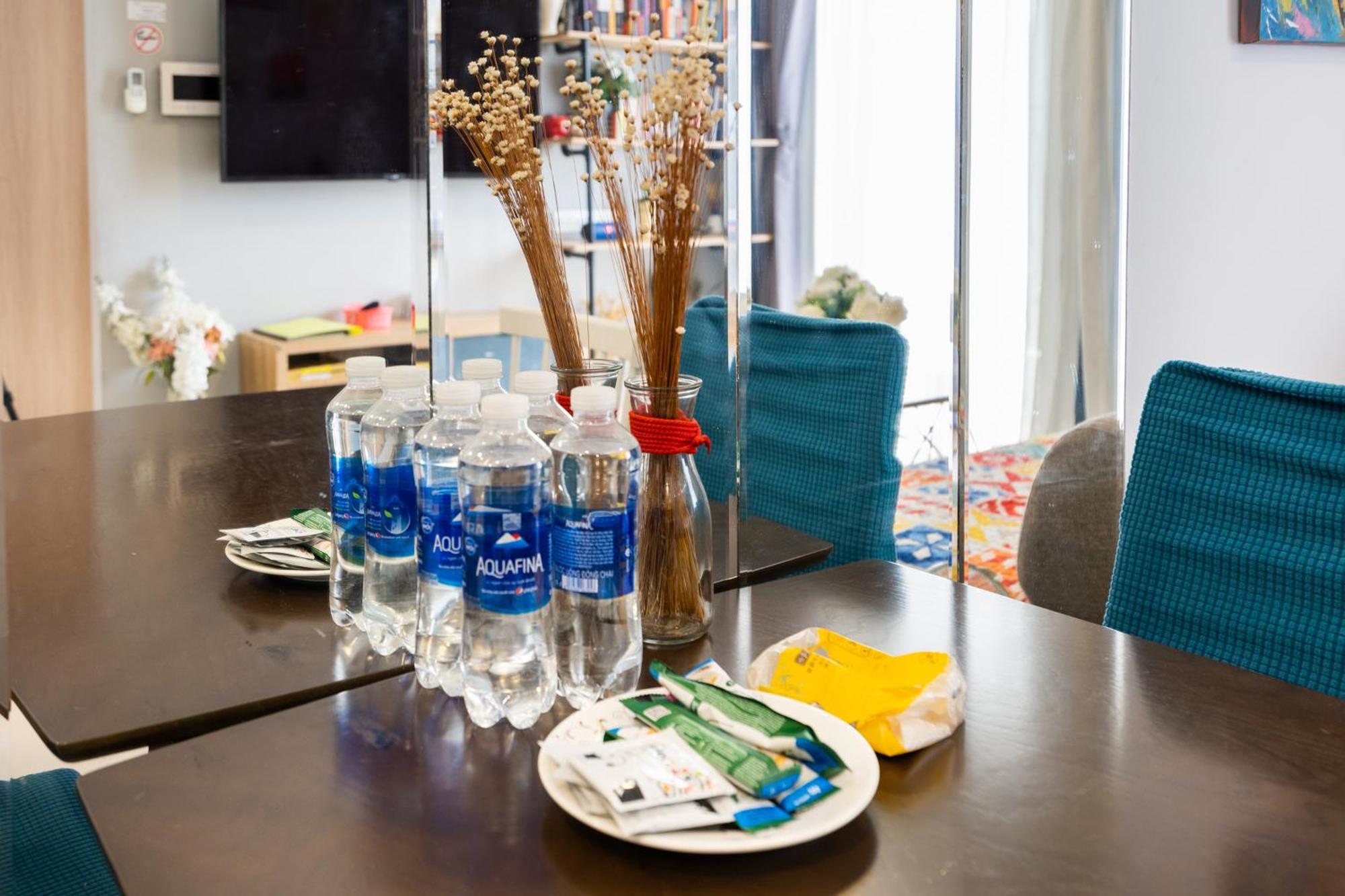 Apartment Tan Son Nhat Airport Sweet 2 Bedroom 1 Wc Apartment-free Gym , Sky Pool ,bbq ,garden