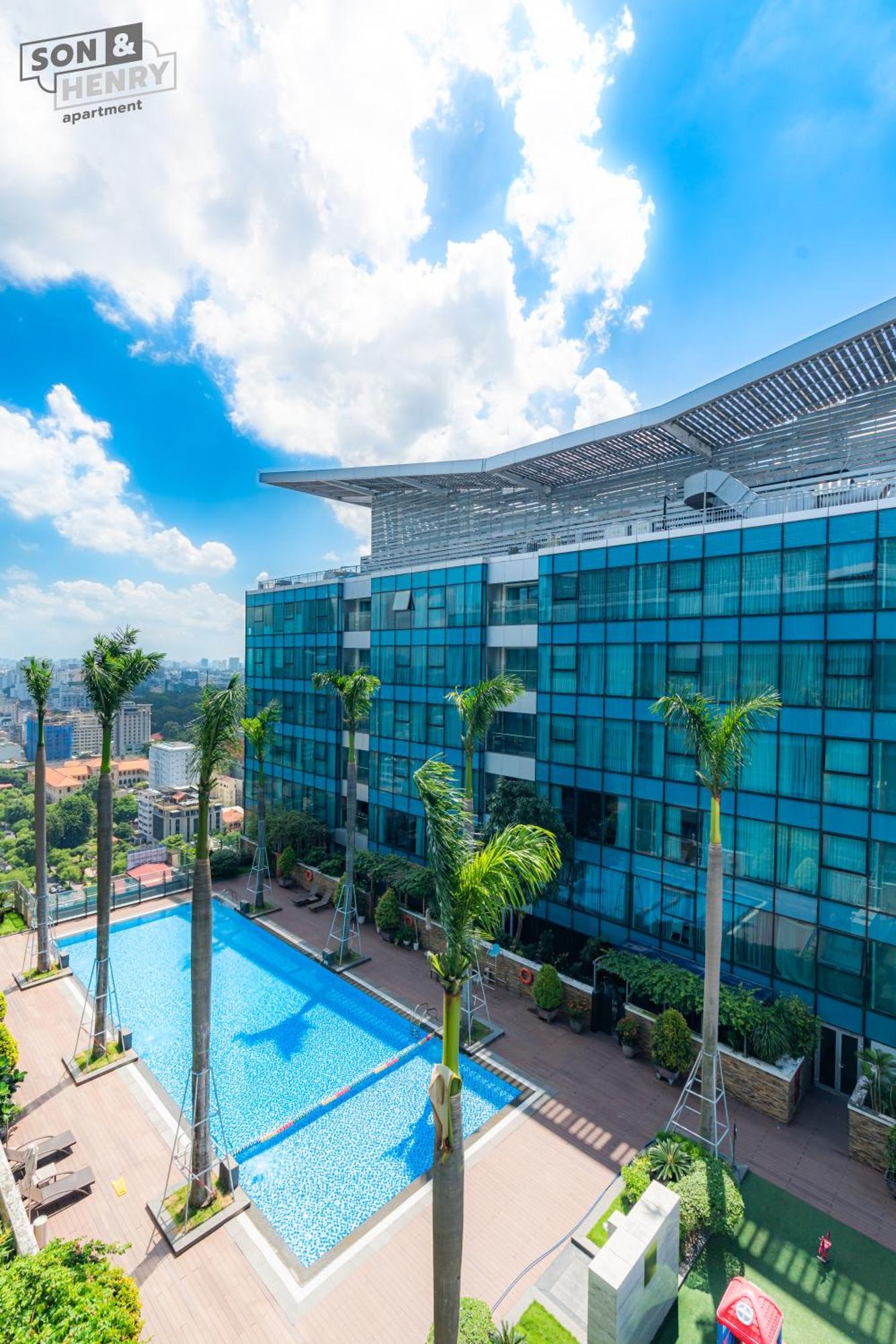 Vincom Center Dong Khoi District 1 Apartment *