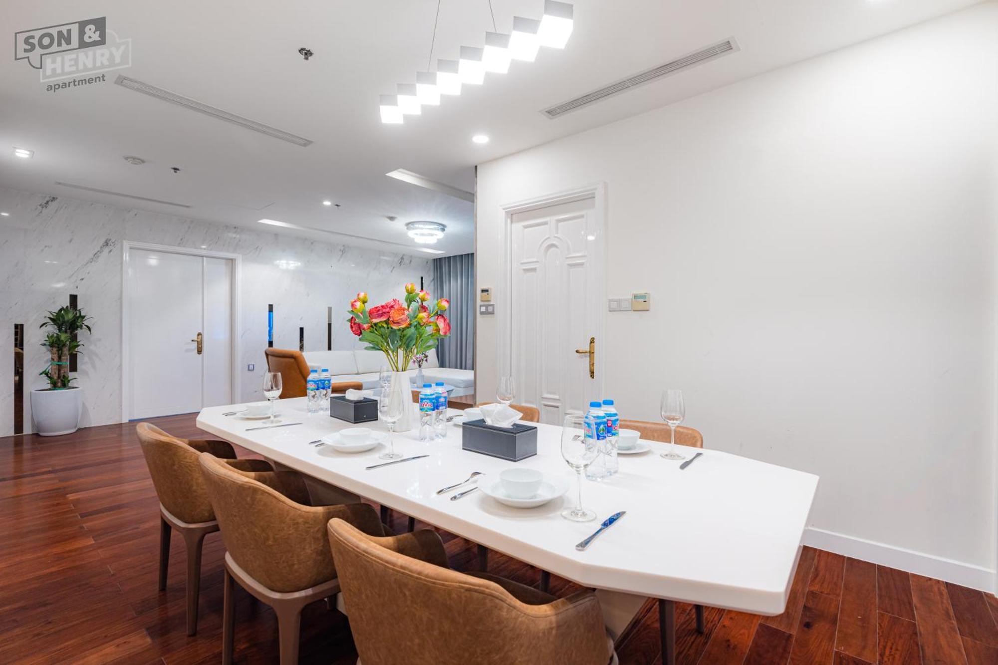Vincom Center Dong Khoi District 1 Apartment Ho Chi Minh City