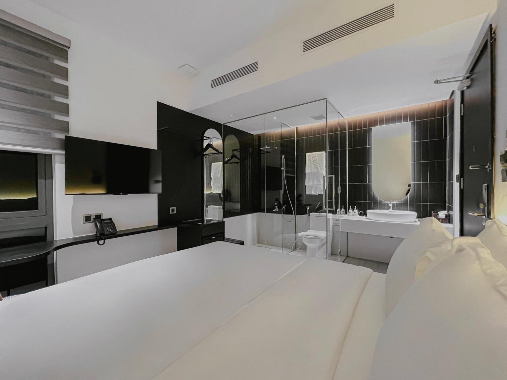 The Concept Hcmc- District 1 Hotel 4*