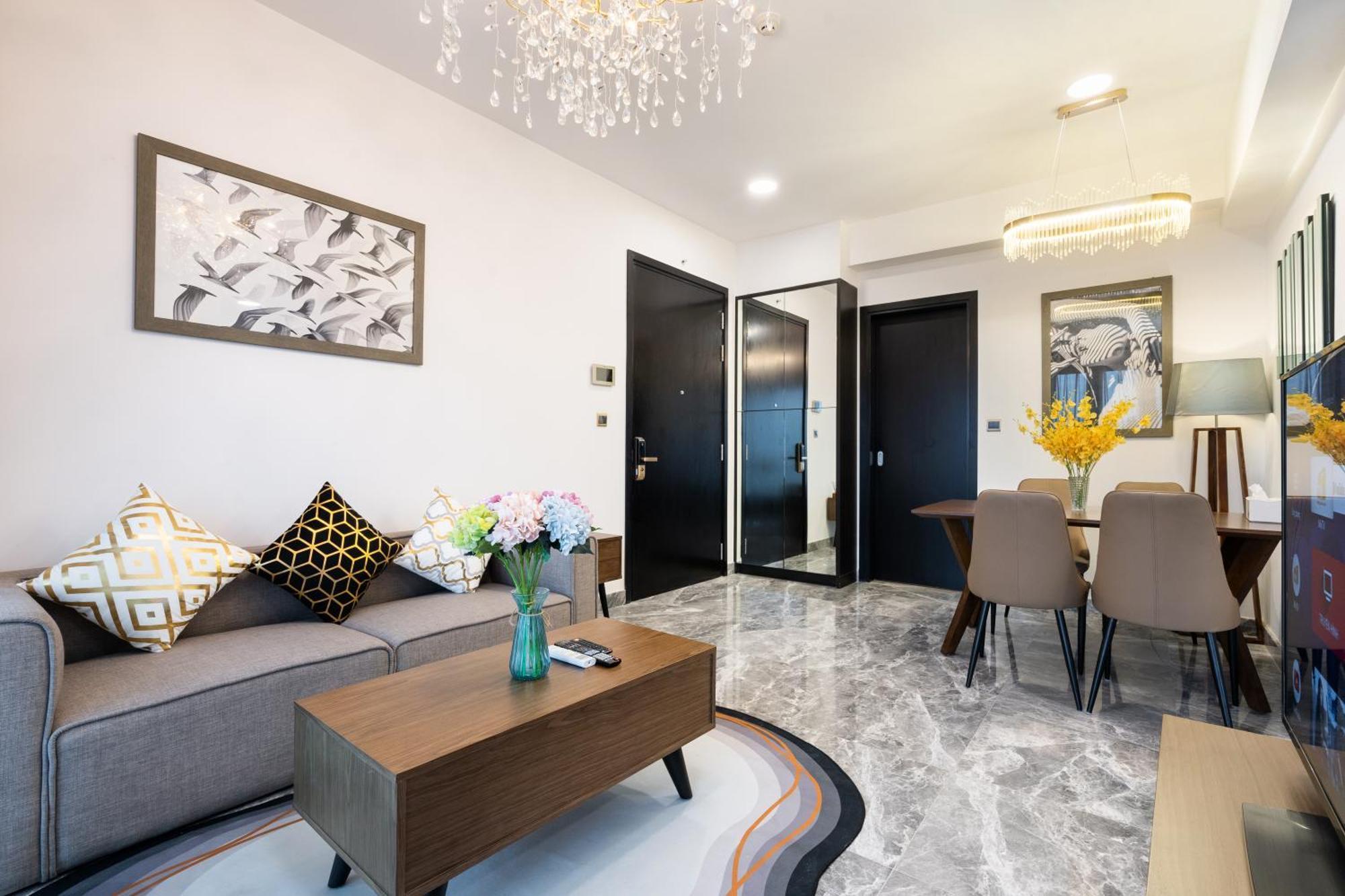 Luxury Gold 86 : D1- Mension , Rooftop Pool - District 1 * Ho Chi Minh City