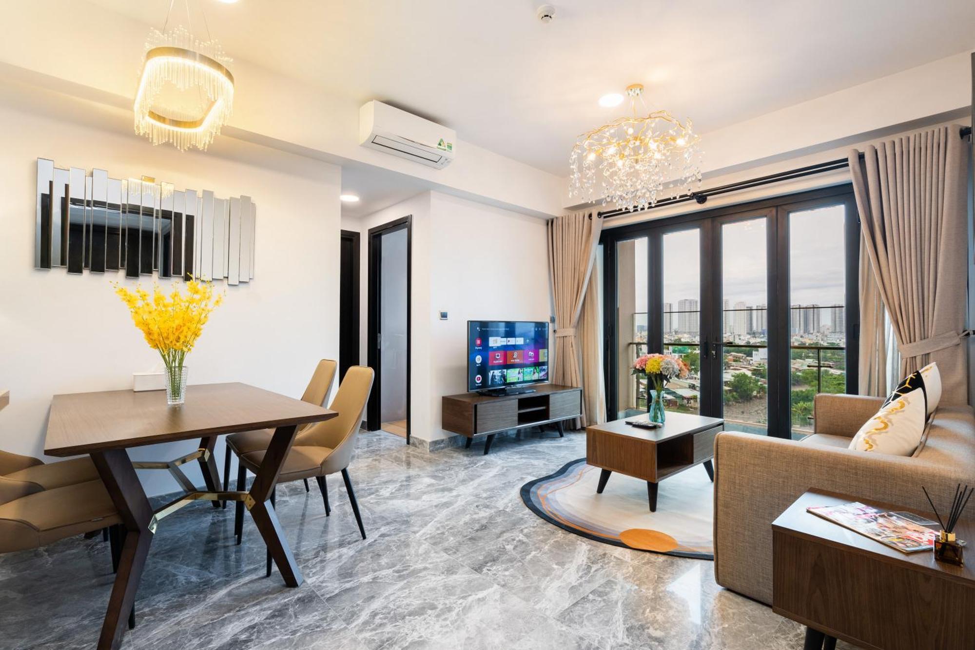 Luxury Gold 86 : D1- Mension , Rooftop Pool - District 1 * Ho Chi Minh City